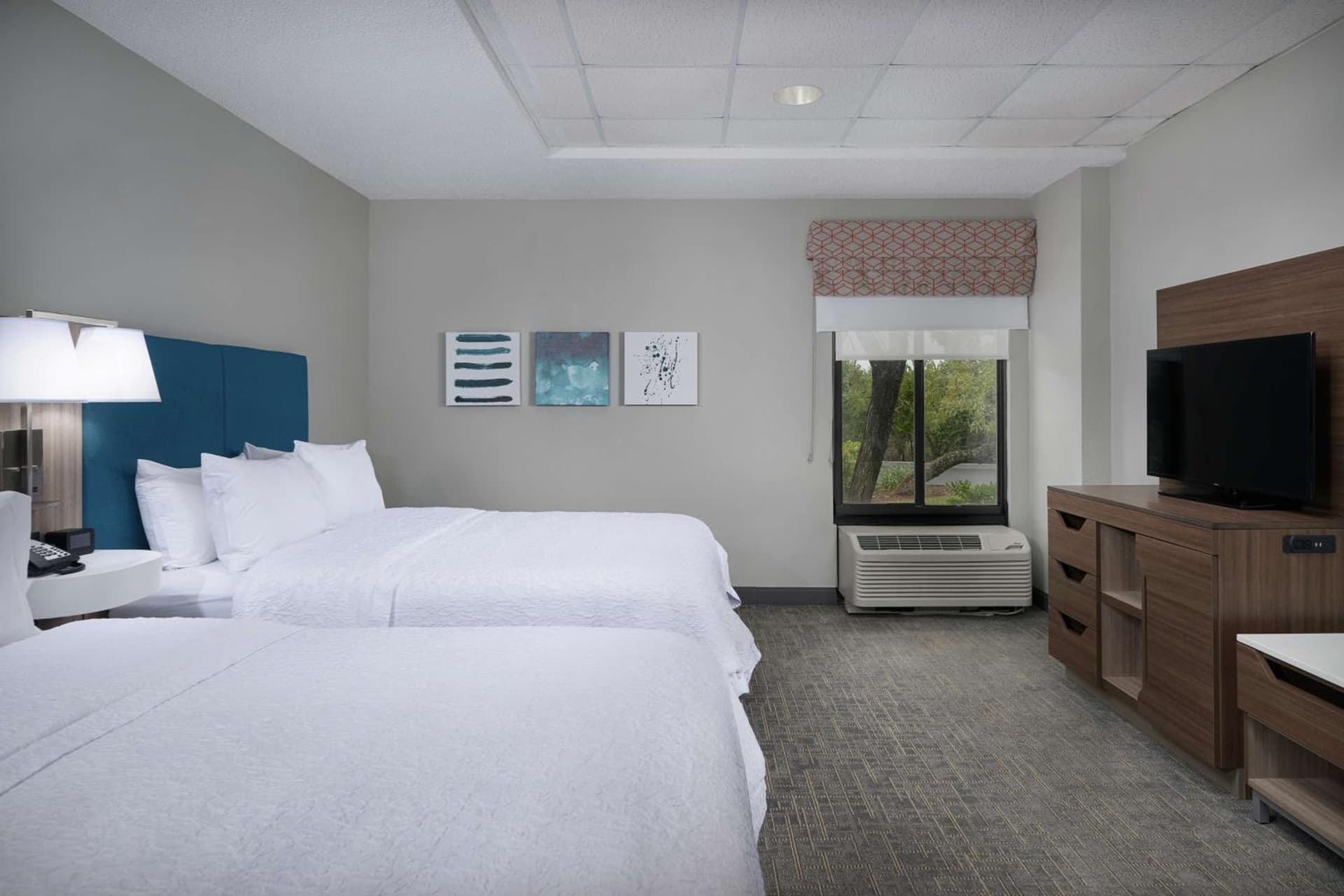 Hampton Inn Juno Beach interior in Juno Beach, FL — gallery photo 2