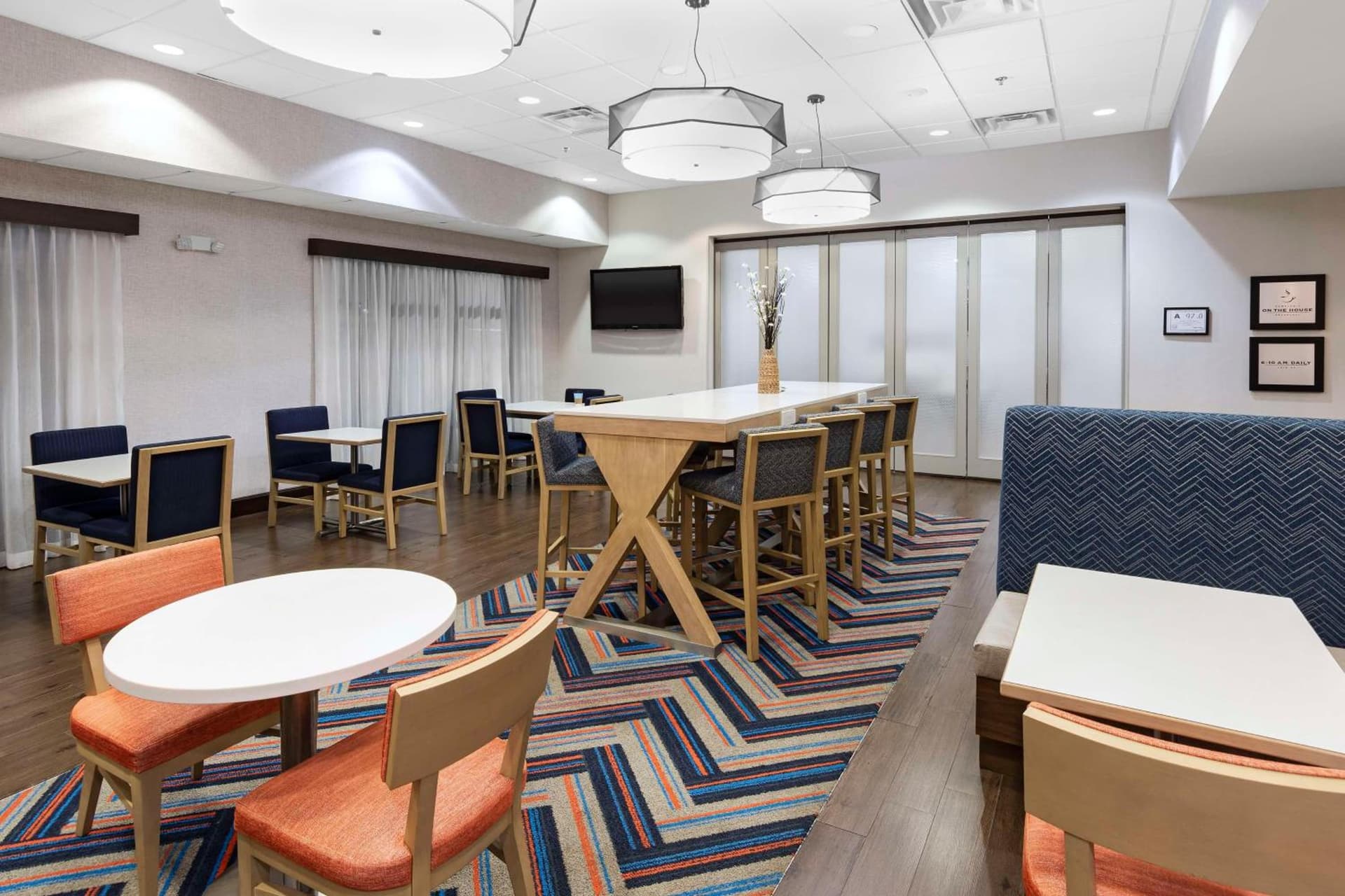 Hampton Inn Greenville gallery photo in Greenville, NC — image 11