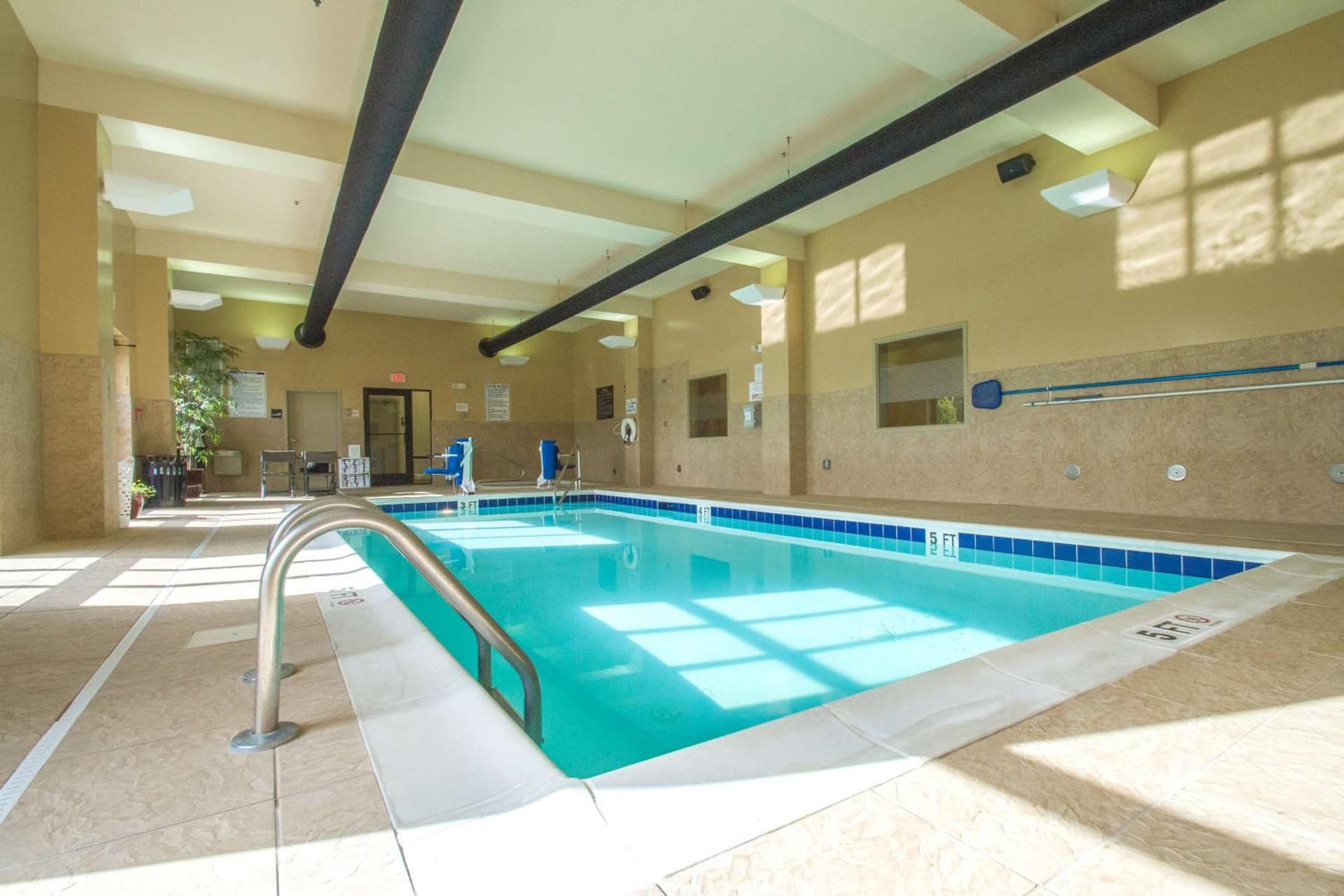 Hampton Inn Greenville gallery photo in Greenville, NC — image 38