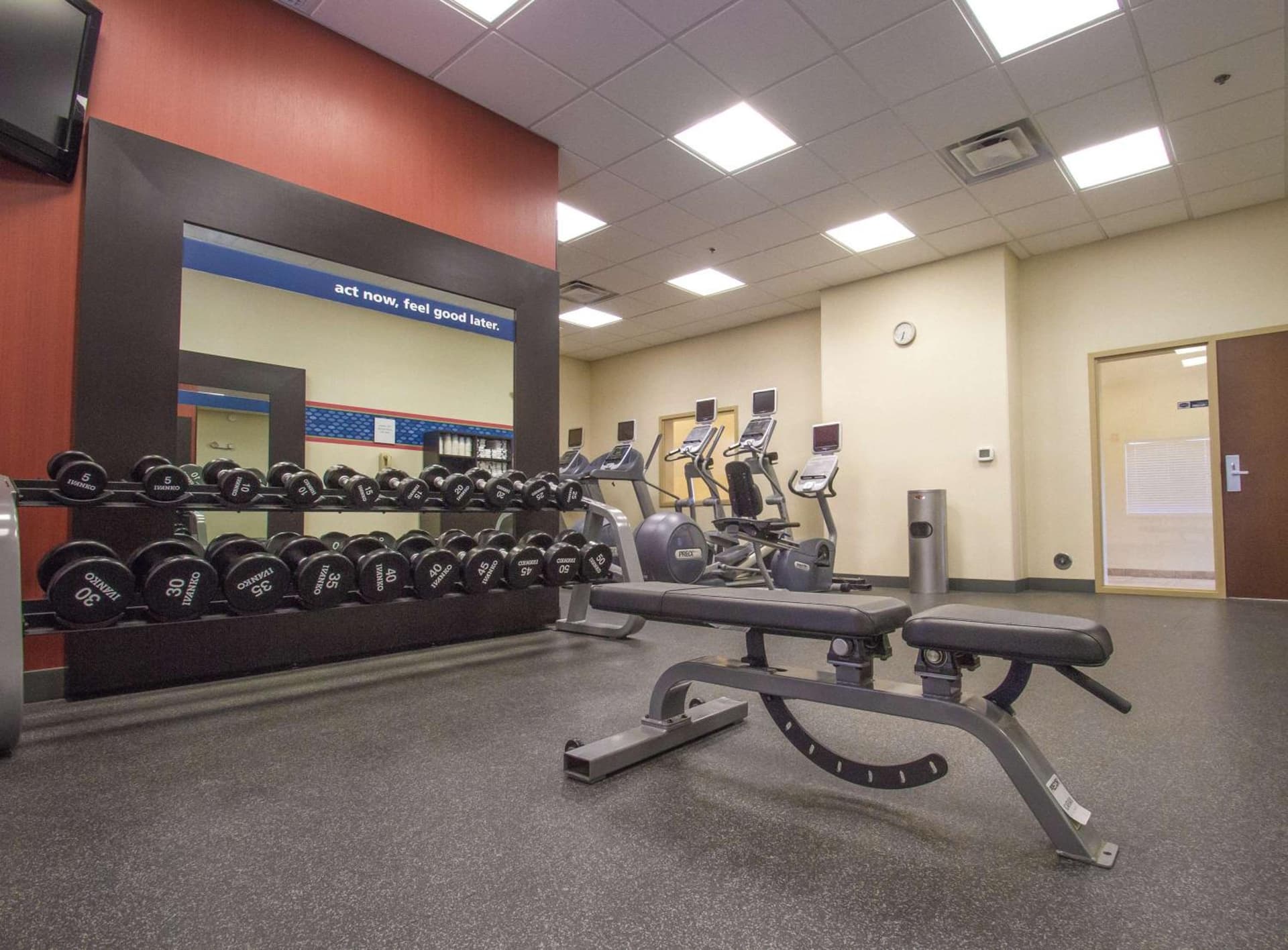 Hampton Inn Greenville gallery photo in Greenville, NC — image 10
