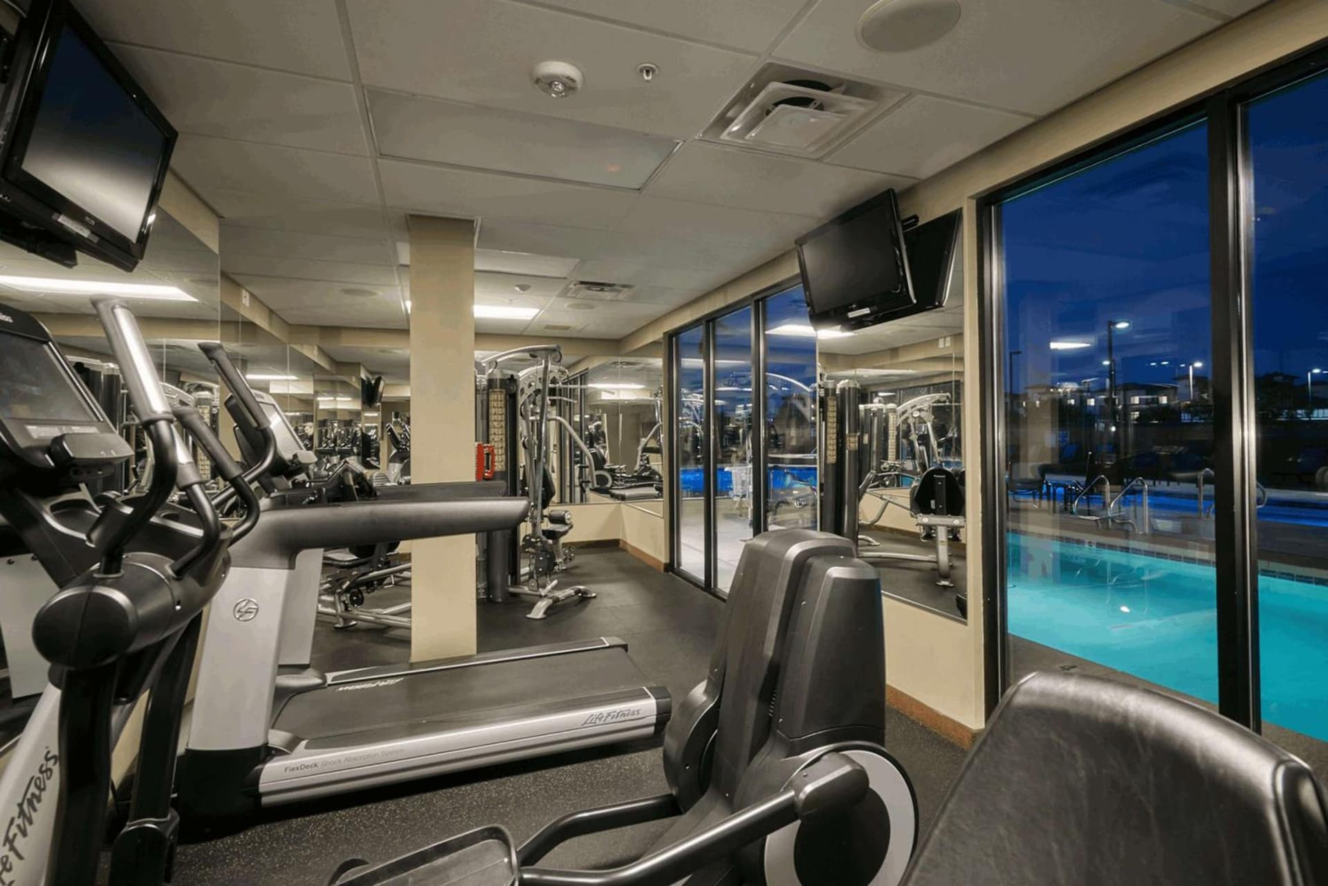 DoubleTree by Hilton Phoenix-Gilbert gallery photo in Gilbert, AZ — image 22