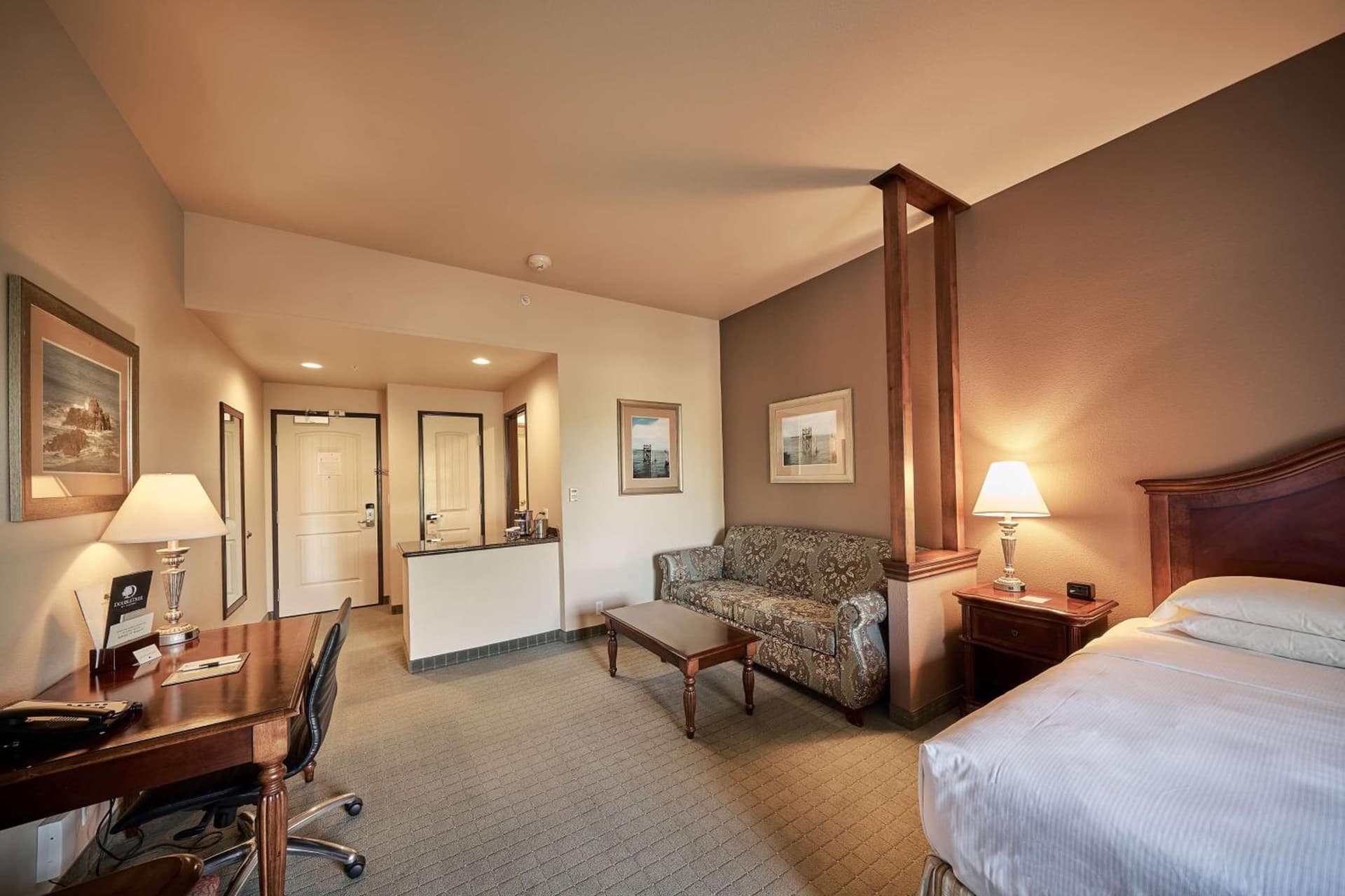 DoubleTree by Hilton Phoenix-Gilbert gallery photo in Gilbert, AZ — image 11