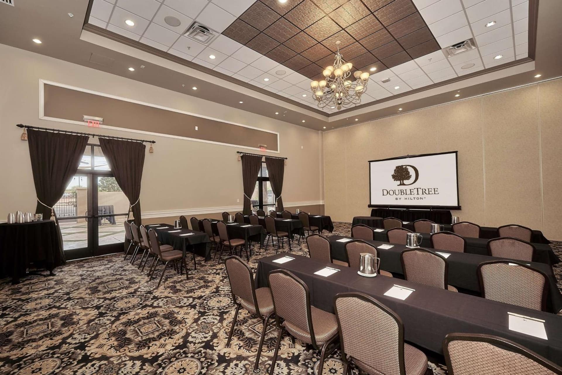 DoubleTree by Hilton Phoenix-Gilbert gallery photo in Gilbert, AZ — image 35