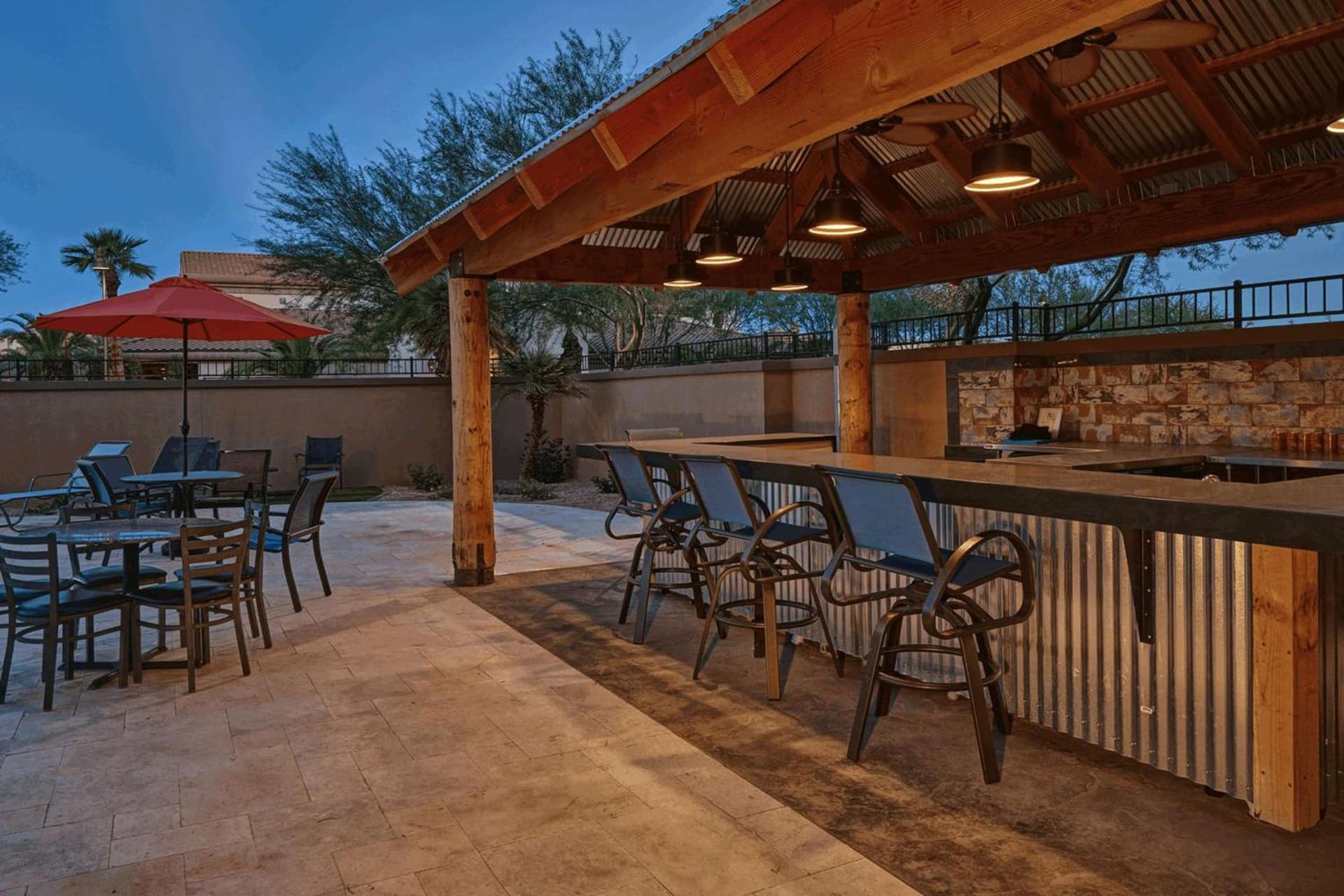DoubleTree by Hilton Phoenix-Gilbert gallery photo in Gilbert, AZ — image 21