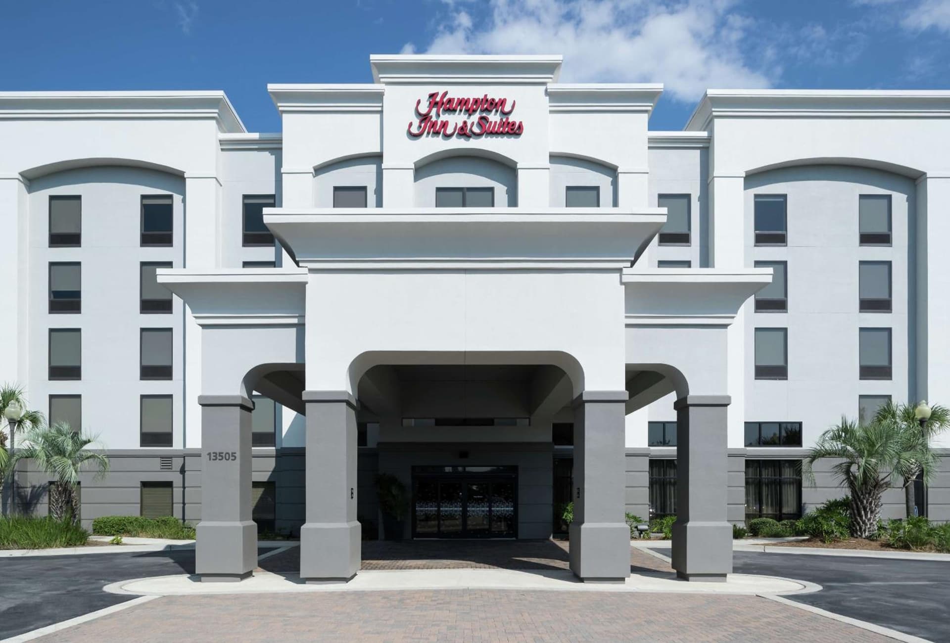 Hampton Inn & Suites Panama City Beach-Pier Park Area property views in Panama City Beach, FL — gallery photo 3