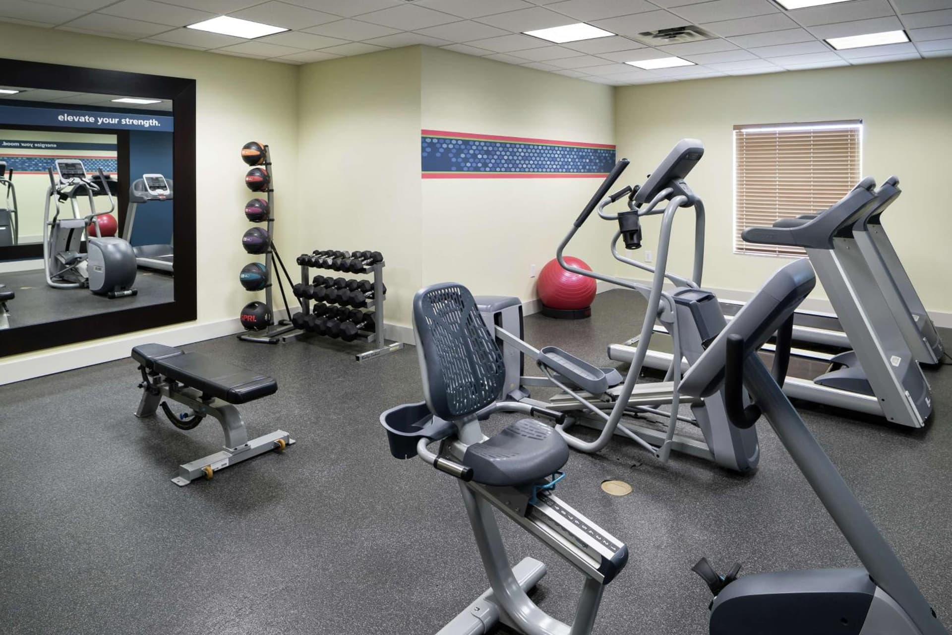Hampton Inn & Suites Panama City Beach-Pier Park Area property views in Panama City Beach, FL — gallery photo 3
