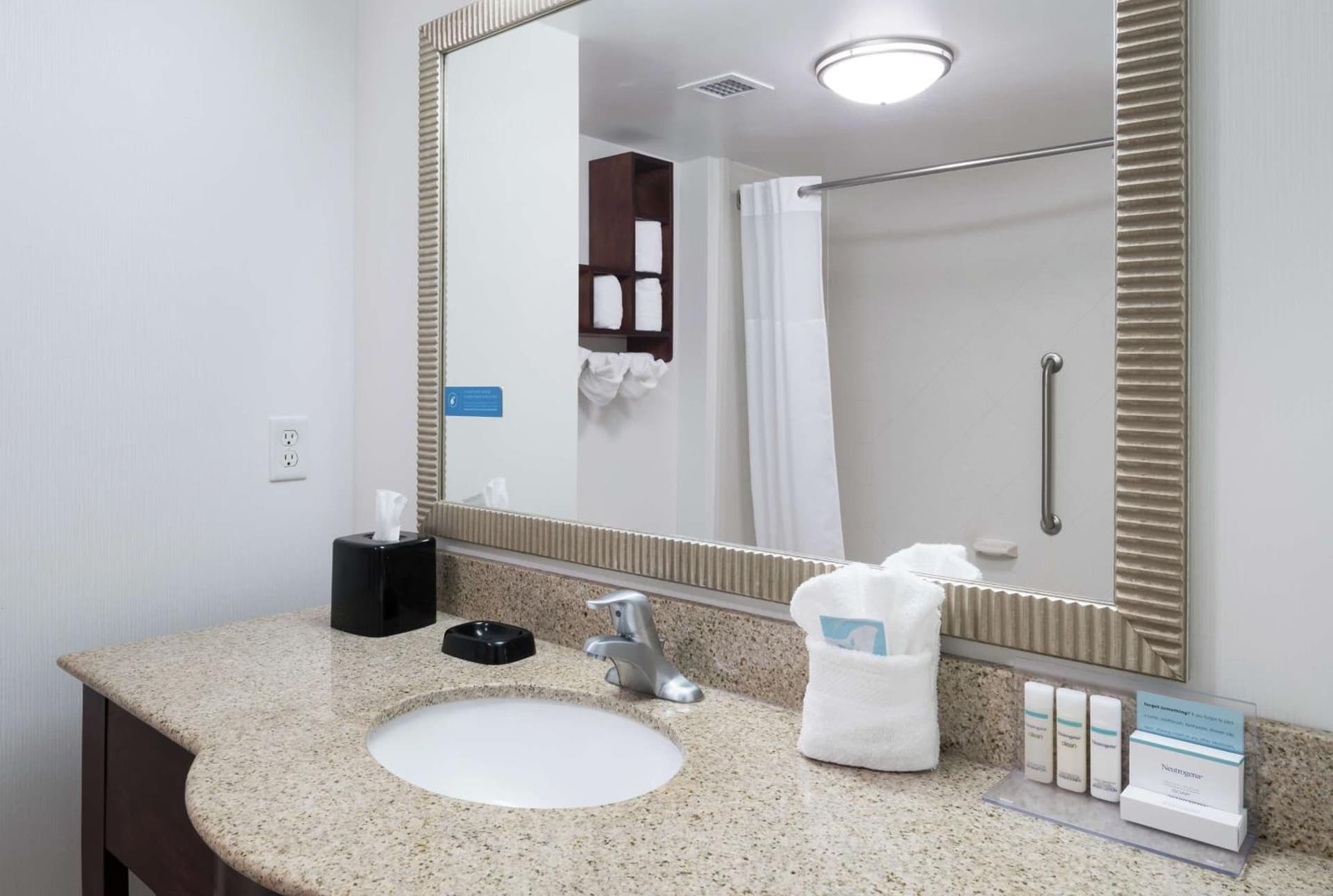 Hampton Inn & Suites Panama City Beach-Pier Park Area gallery photo in Panama City Beach, FL — image 19