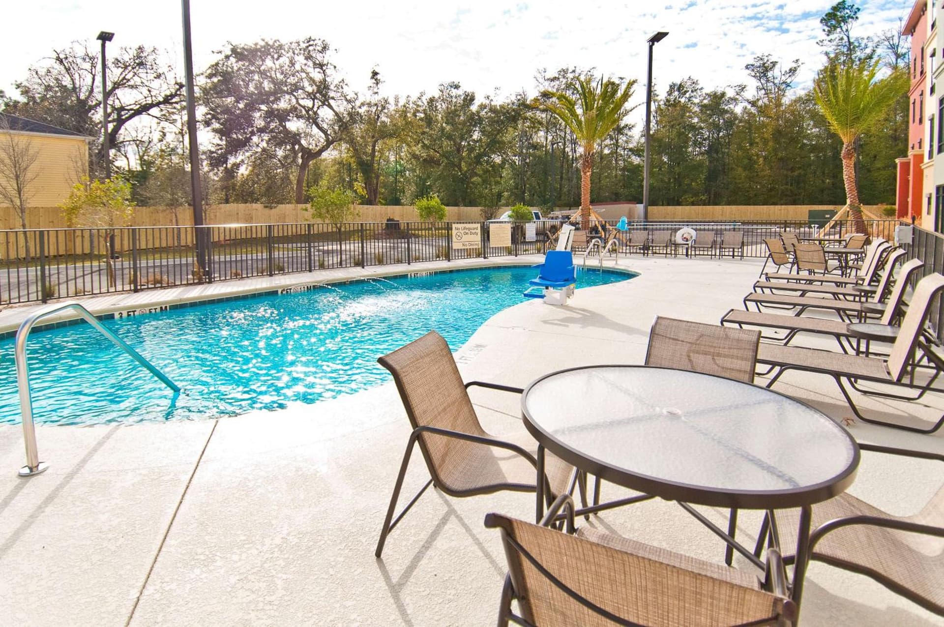 Hampton Inn & Suites Pensacola/I-10 Pine Forest Road gallery photo in Pensacola, FL — image 22