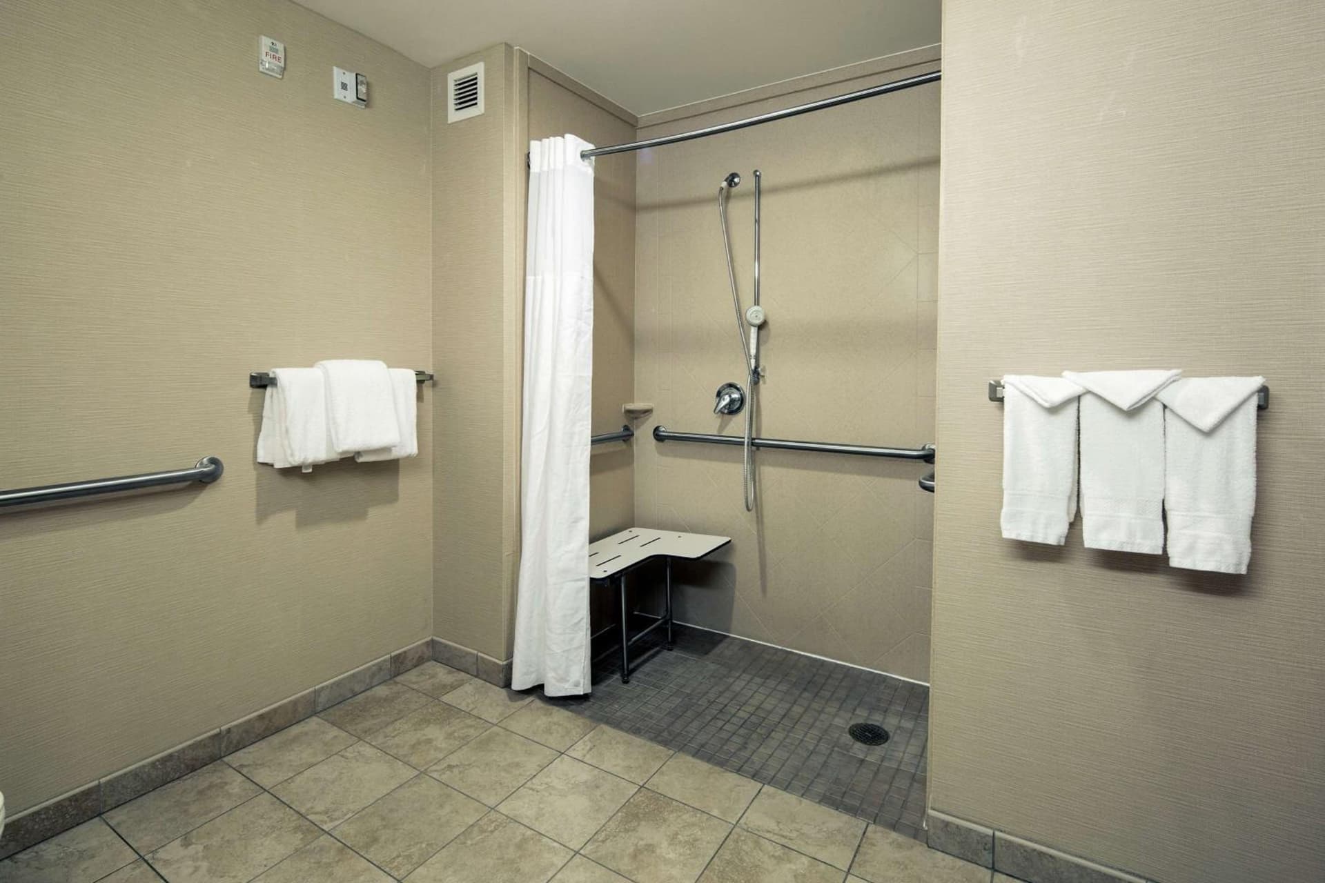 Hampton Inn & Suites Prescott Valley gallery photo in Prescott Valley, AZ — image 10