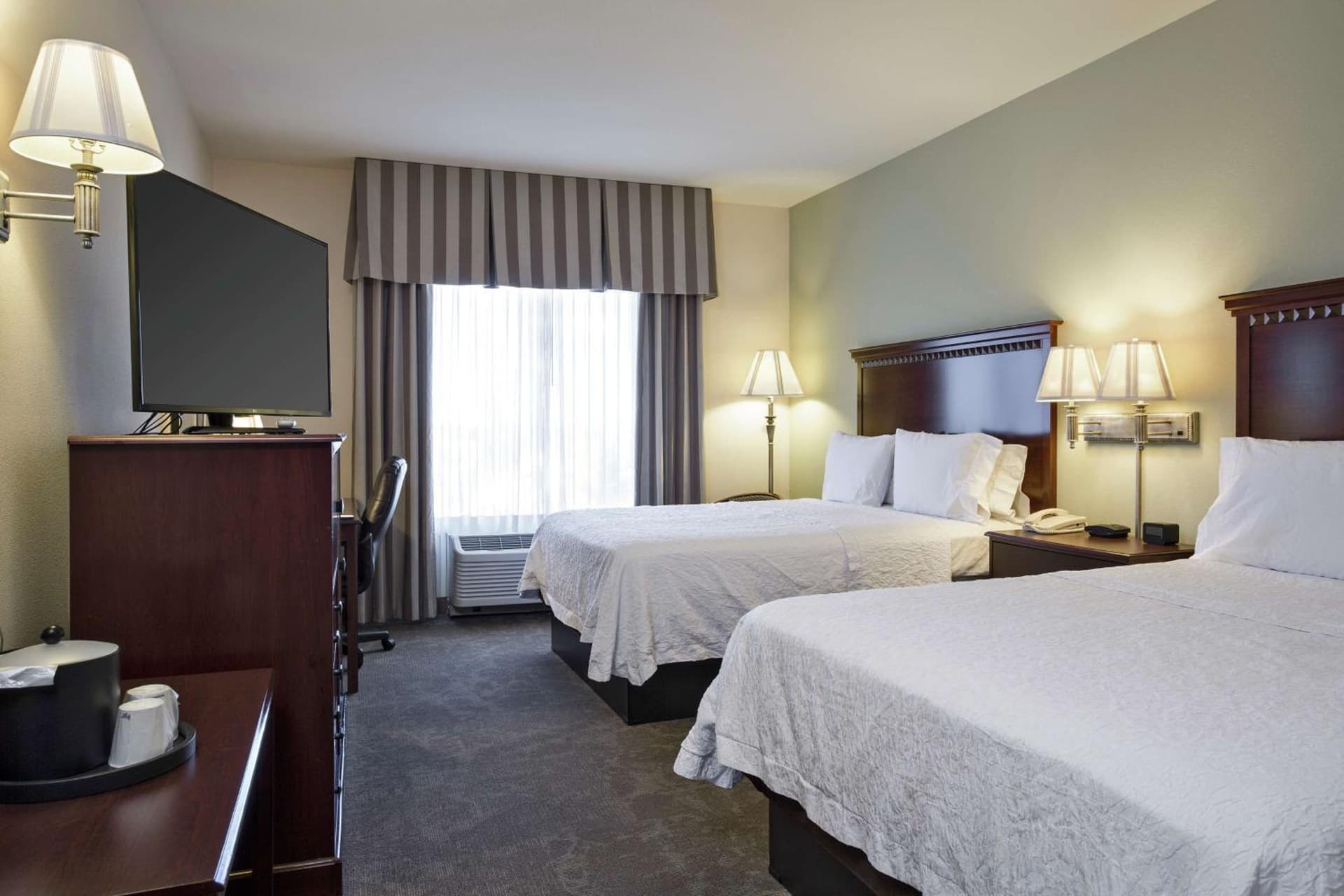 Hampton Inn & Suites Prescott Valley gallery photo in Prescott Valley, AZ — image 35
