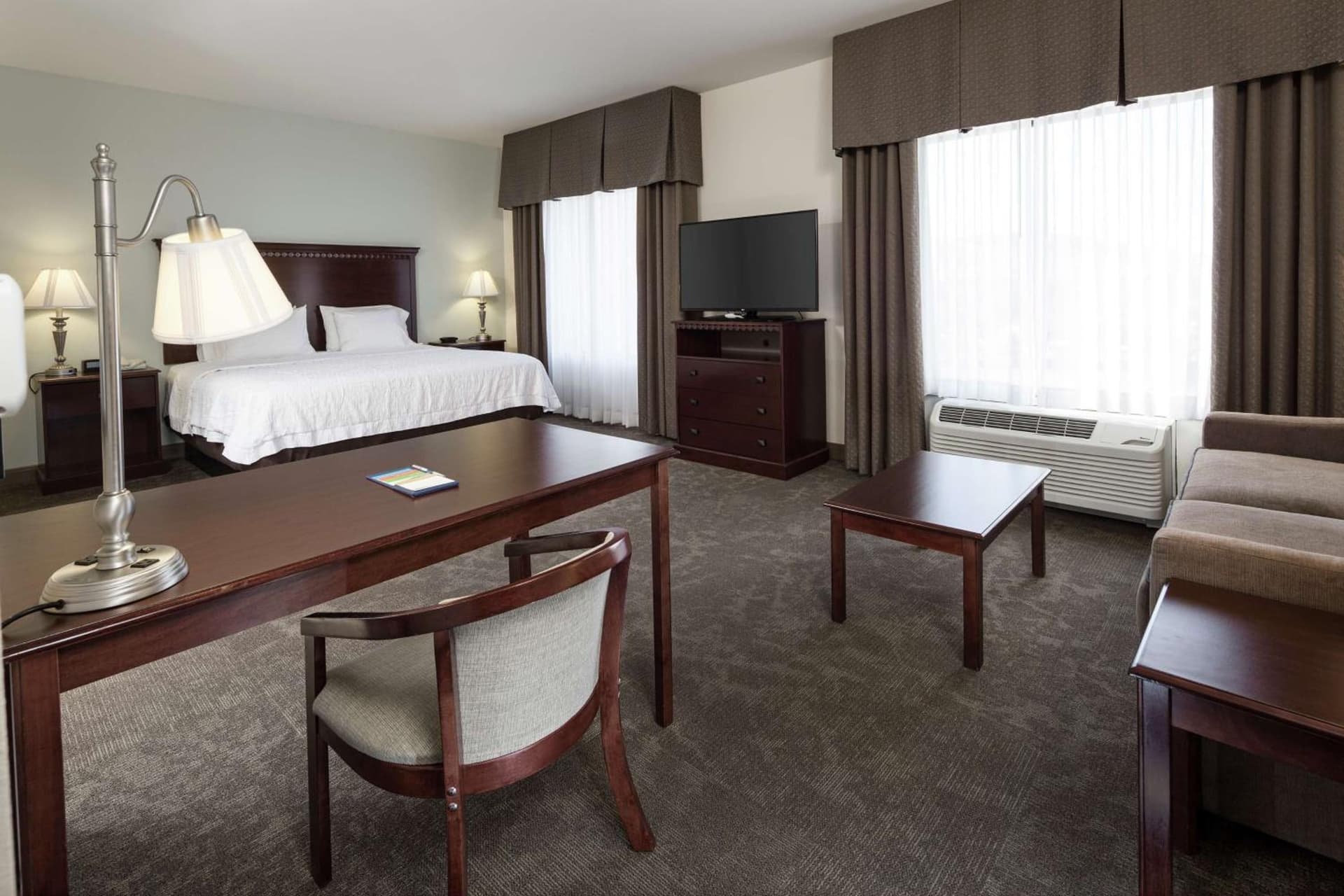 Hampton Inn & Suites Prescott Valley gallery photo in Prescott Valley, AZ — image 40