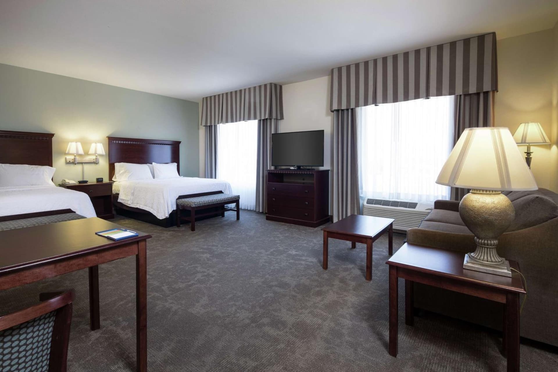 Hampton Inn & Suites Prescott Valley gallery photo in Prescott Valley, AZ — image 16