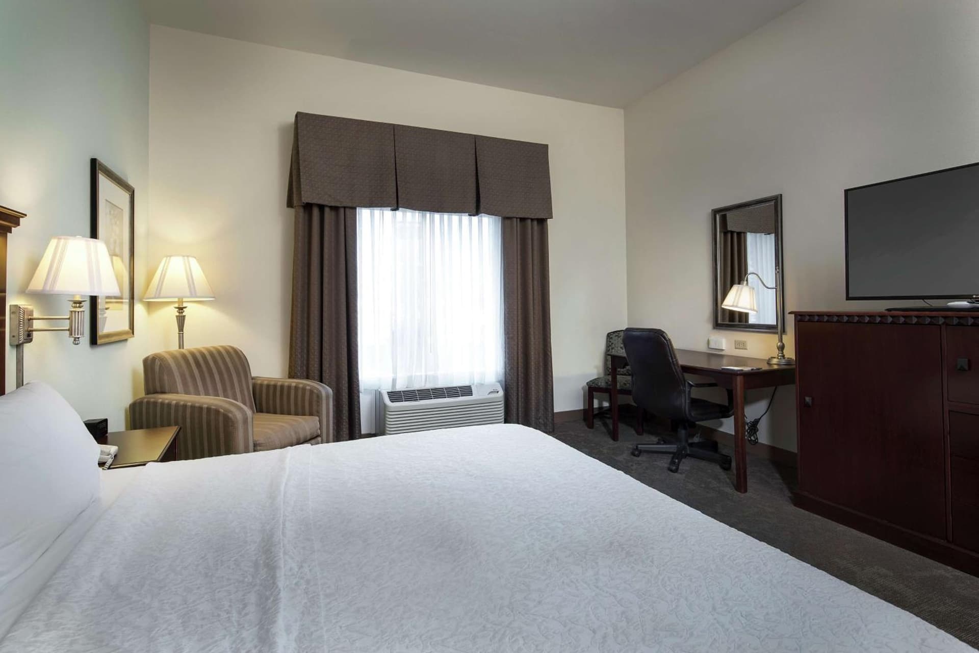 Hampton Inn & Suites Prescott Valley gallery photo in Prescott Valley, AZ — image 45