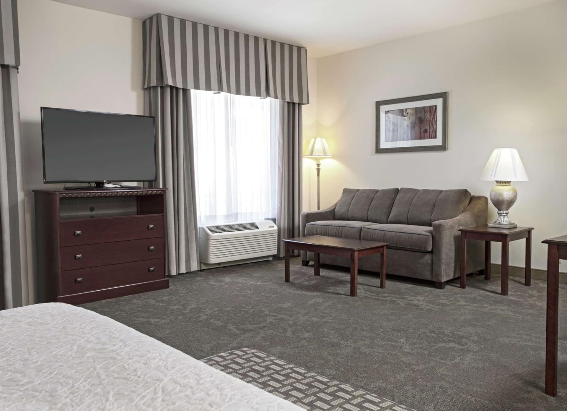 Hampton Inn & Suites Prescott Valley gallery photo in Prescott Valley, AZ — image 44