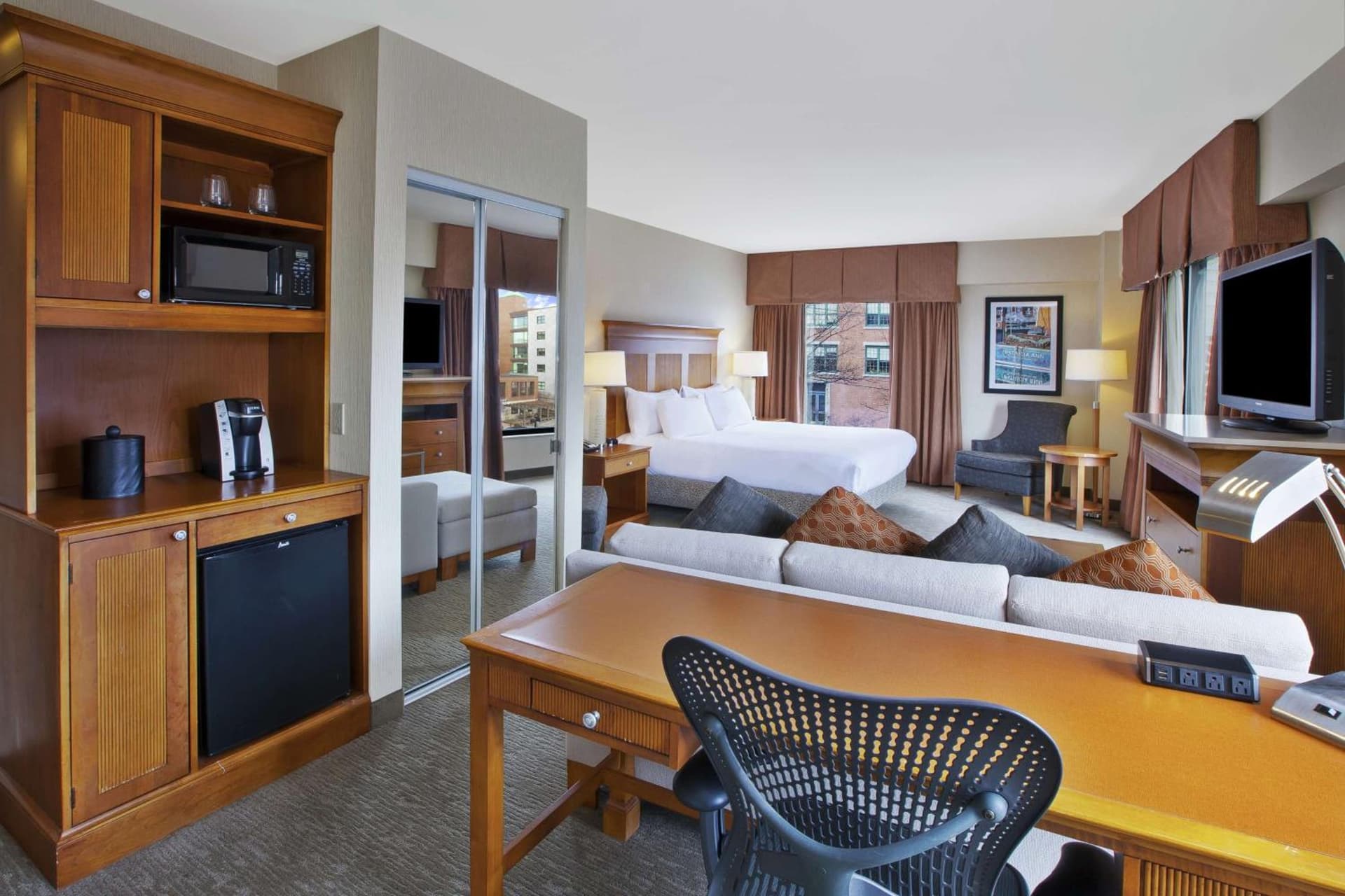 Hilton Garden Inn Portland Downtown Waterfront gallery photo in Portland, ME — image 26