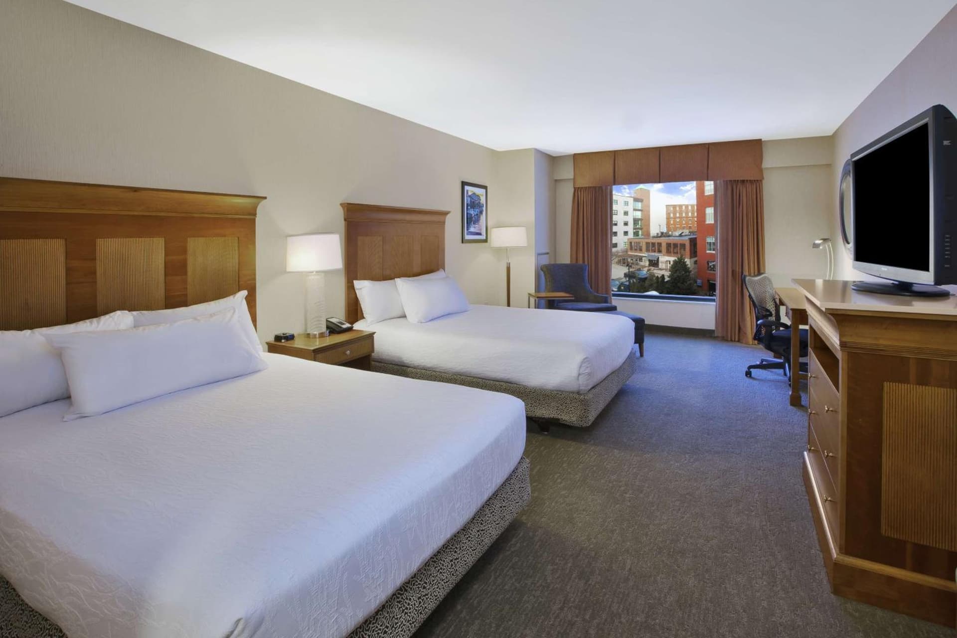 Hilton Garden Inn Portland Downtown Waterfront gallery photo in Portland, ME — image 38