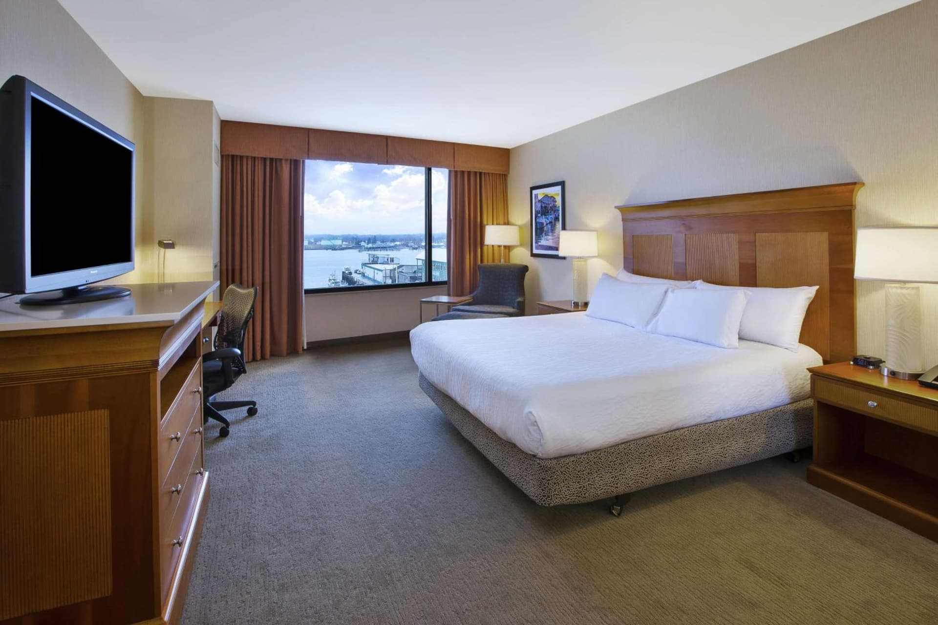 Hilton Garden Inn Portland Downtown Waterfront gallery photo in Portland, ME — image 35