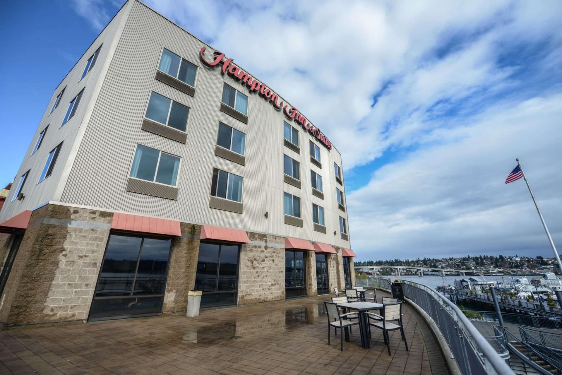 Hampton Inn & Suites Bremerton gallery photo in Bremerton, WA — image 30