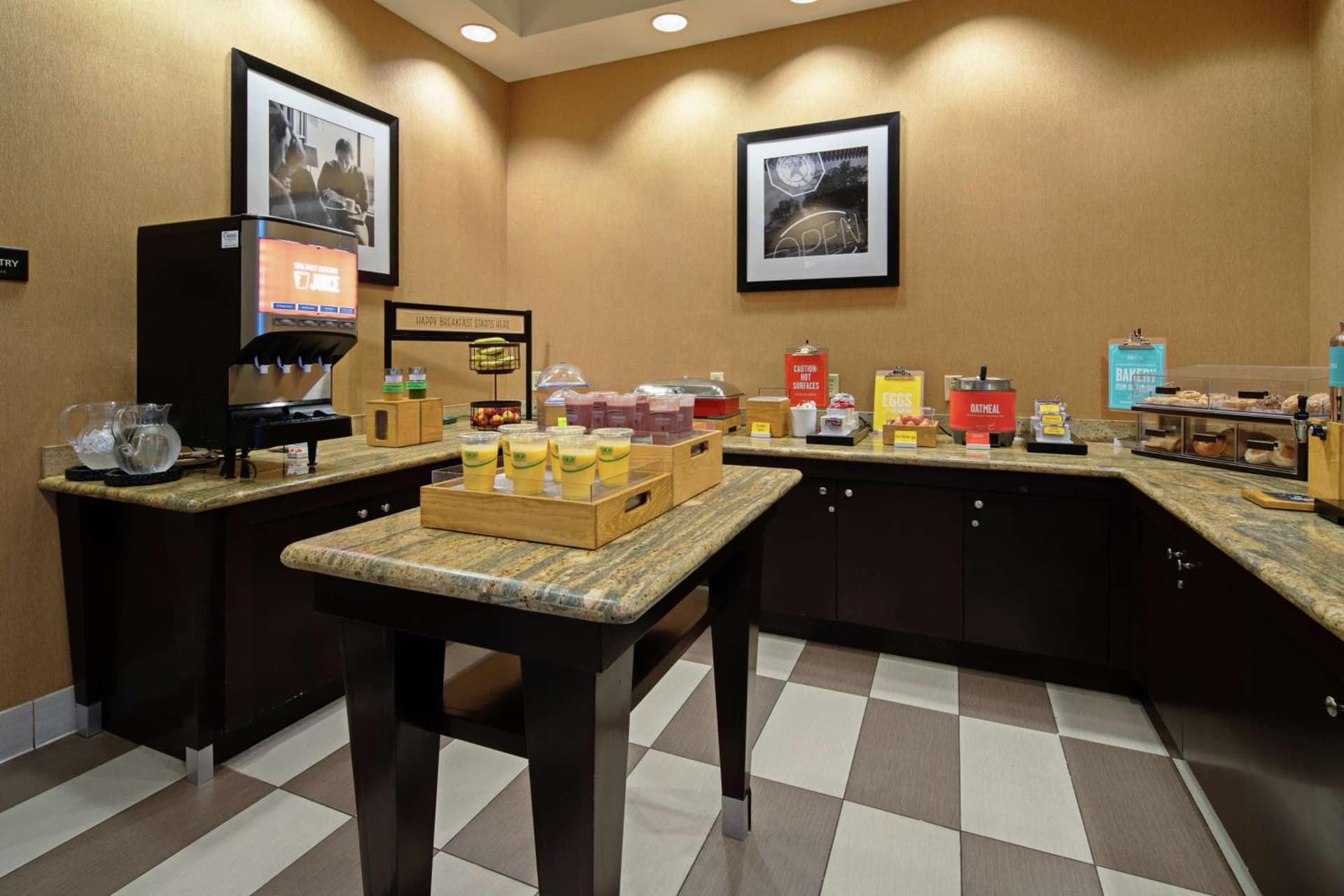 Hampton Inn & Suites Bremerton gallery photo in Bremerton, WA — image 36