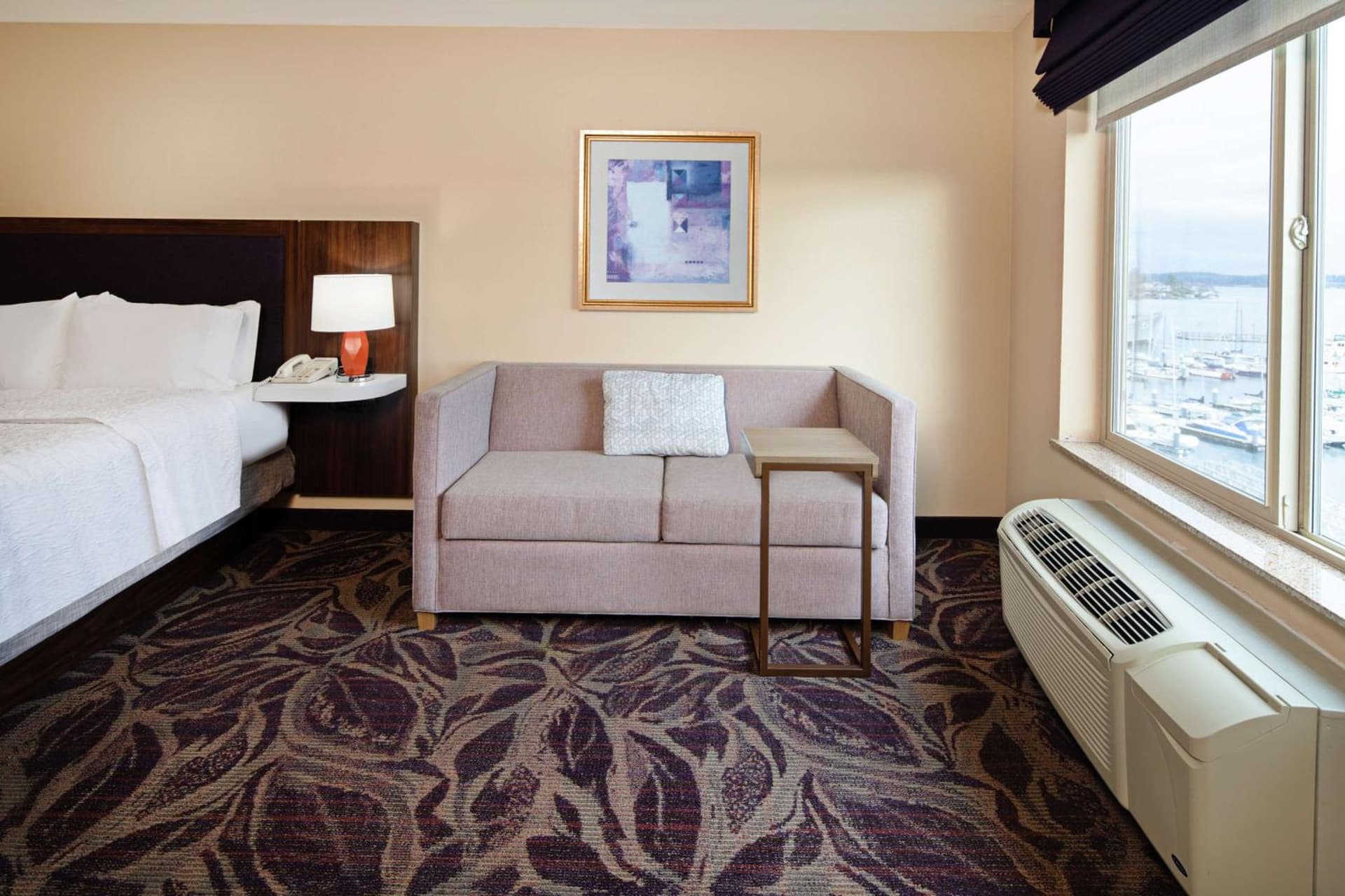 Hampton Inn & Suites Bremerton gallery photo in Bremerton, WA — image 11