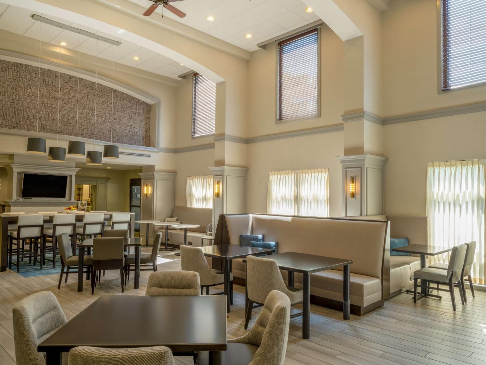 Hampton Inn Raynham-Taunton gallery photo in Raynham, MA — image 28