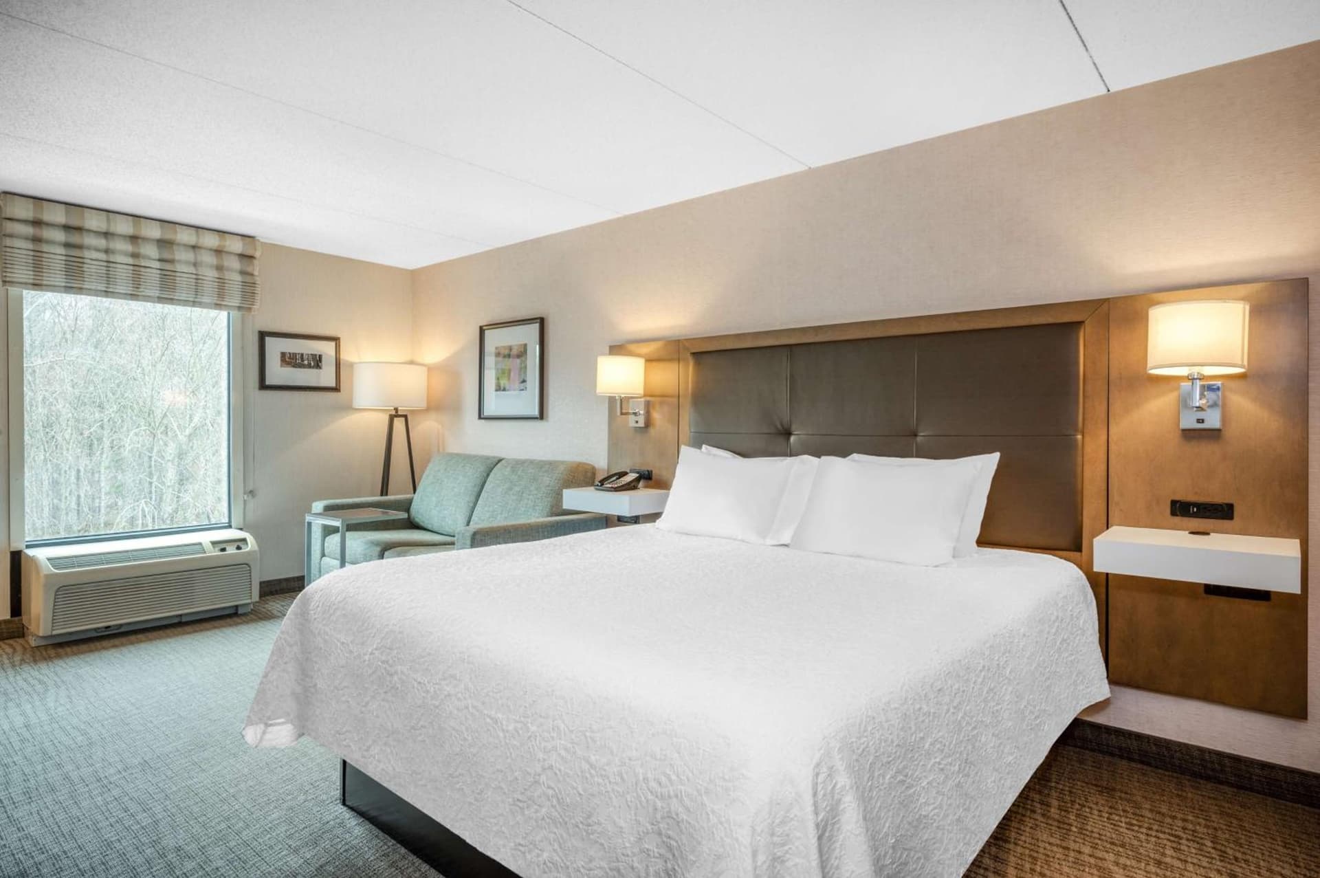 Hampton Inn Raynham-Taunton gallery photo in Raynham, MA — image 21