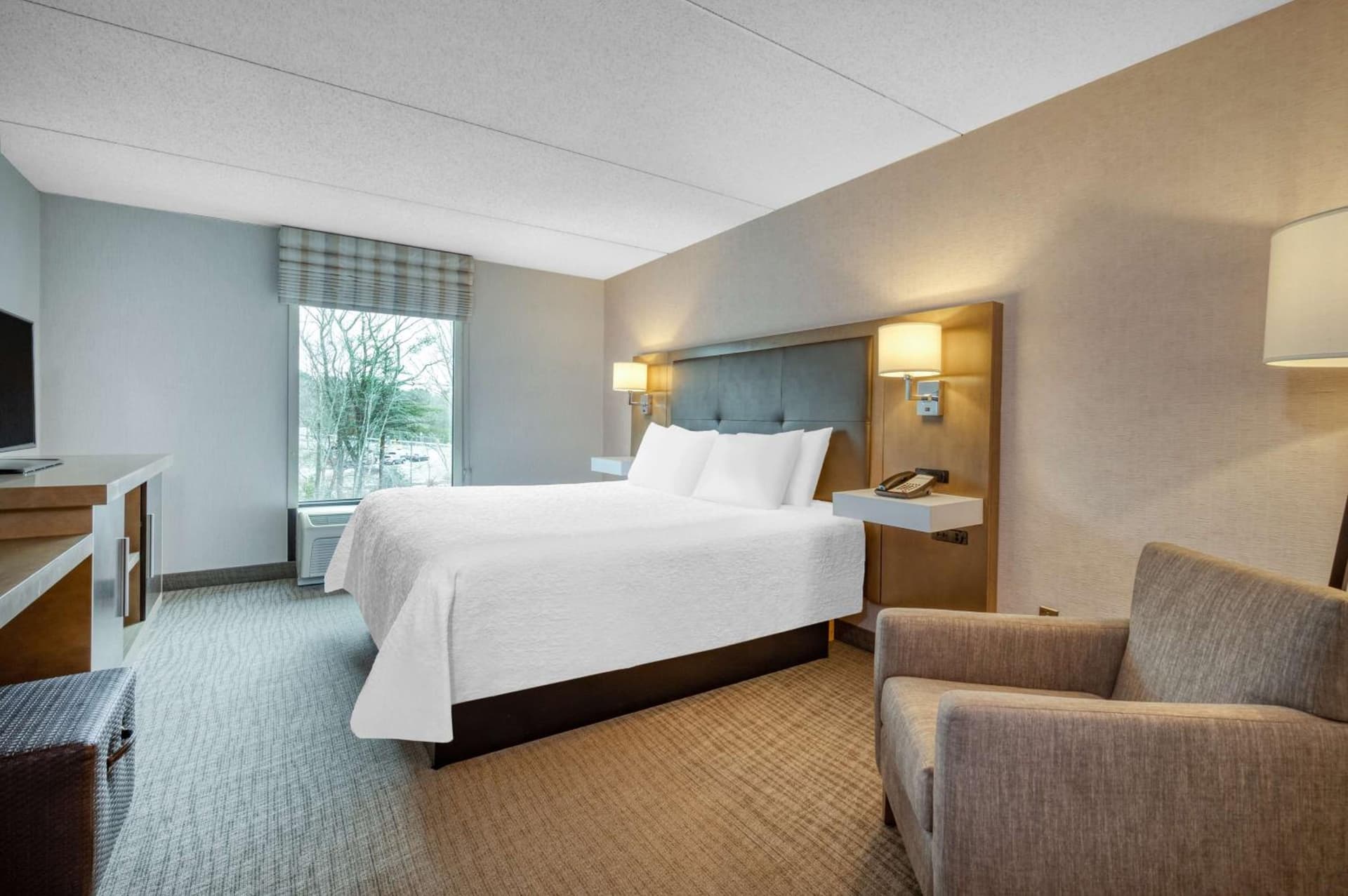 Hampton Inn Raynham-Taunton gallery photo in Raynham, MA — image 27