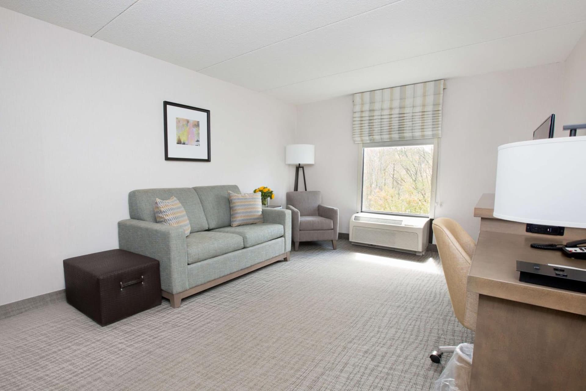 Hampton Inn Raynham-Taunton gallery photo in Raynham, MA — image 24