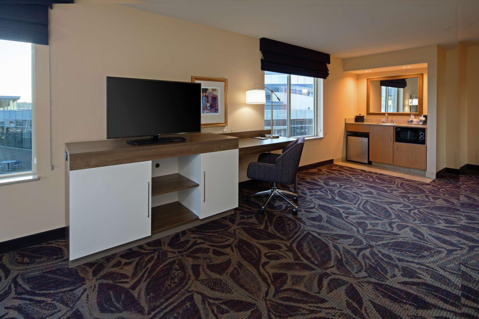 Hampton Inn & Suites Bremerton gallery photo in Bremerton, WA — image 39