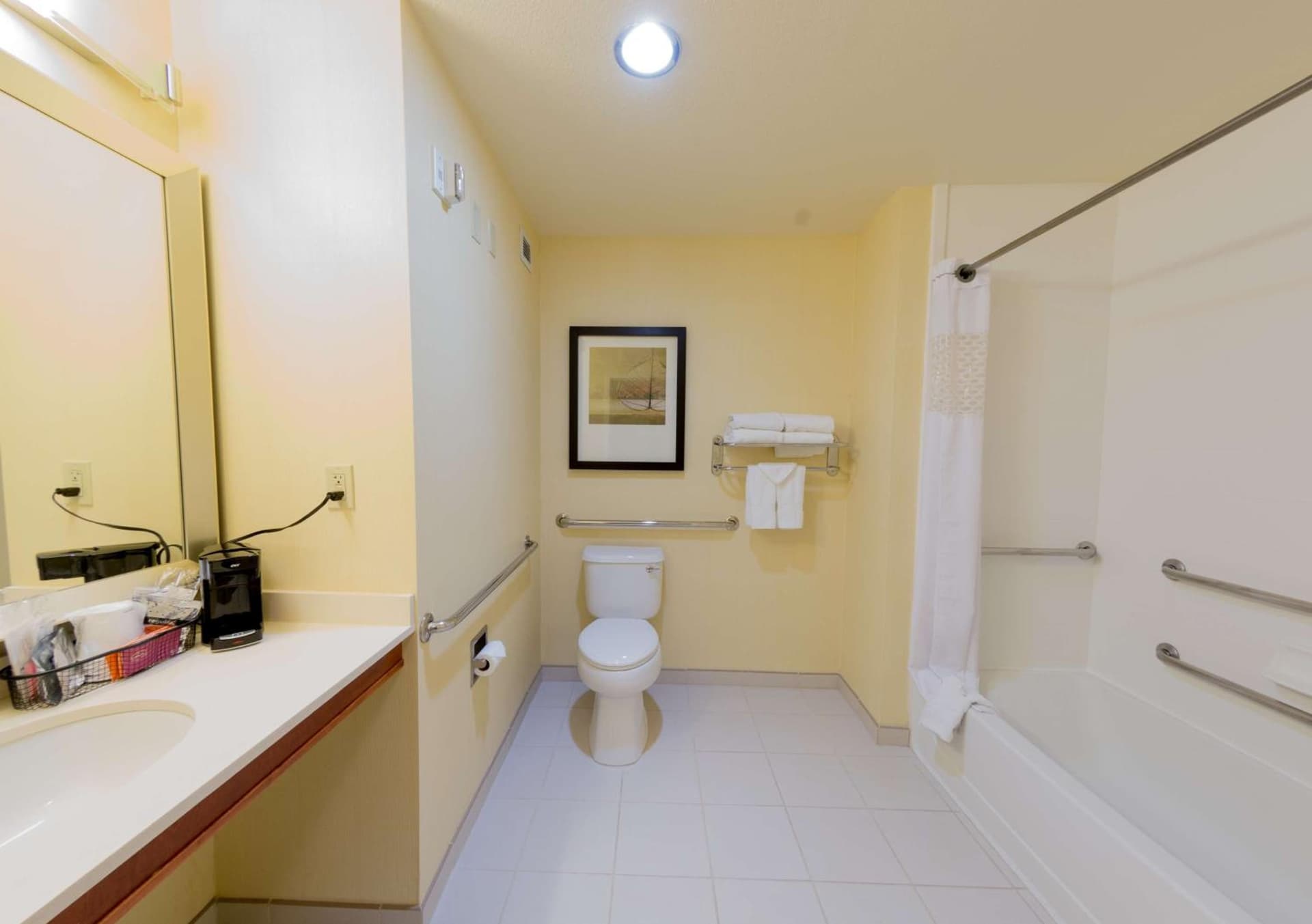 Hampton Inn & Suites Riverside/Corona East gallery photo in Riverside, CA — image 24