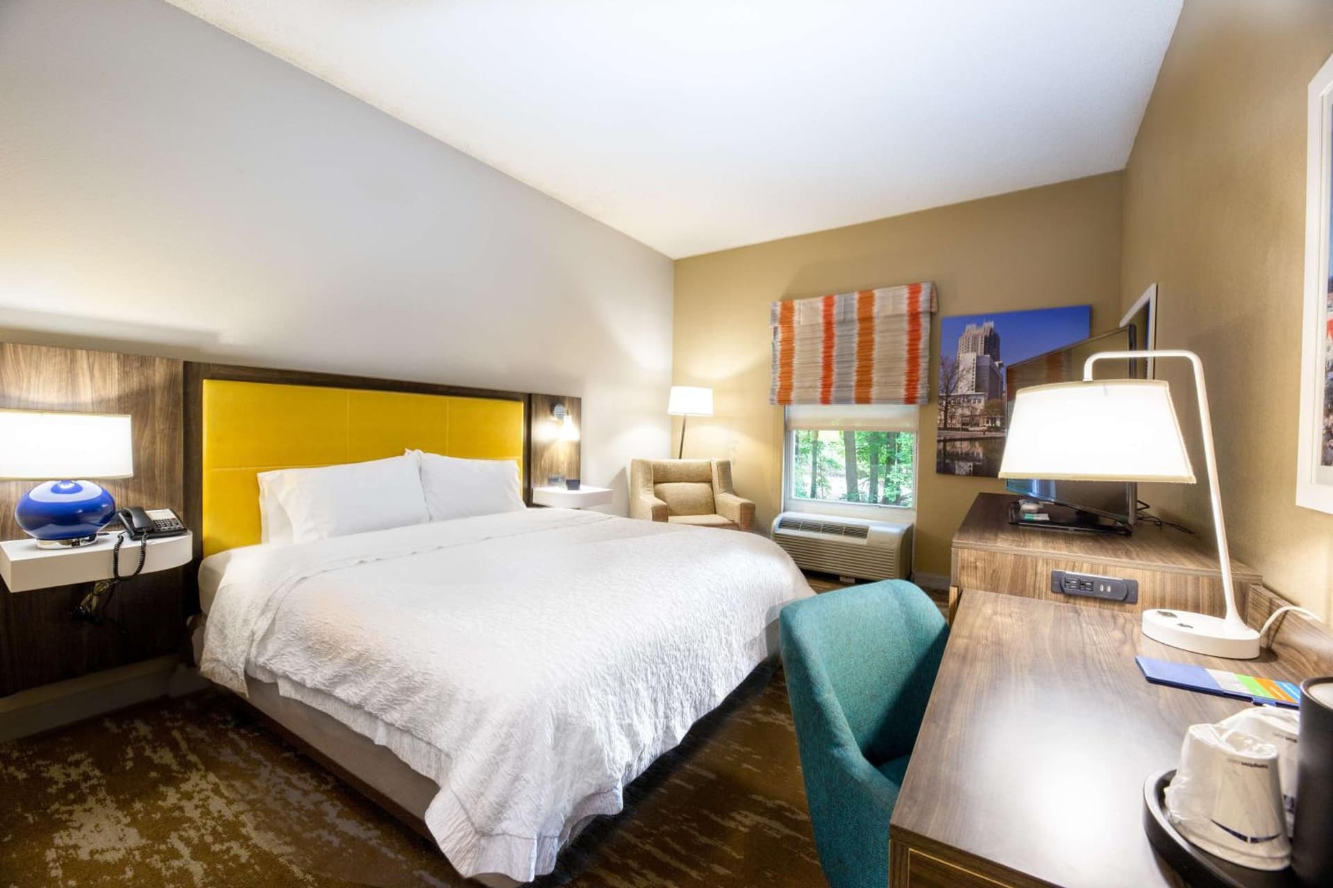 Hampton Inn & Suites Raleigh Cary Lenovo Center gallery photo in Cary, NC — image 44