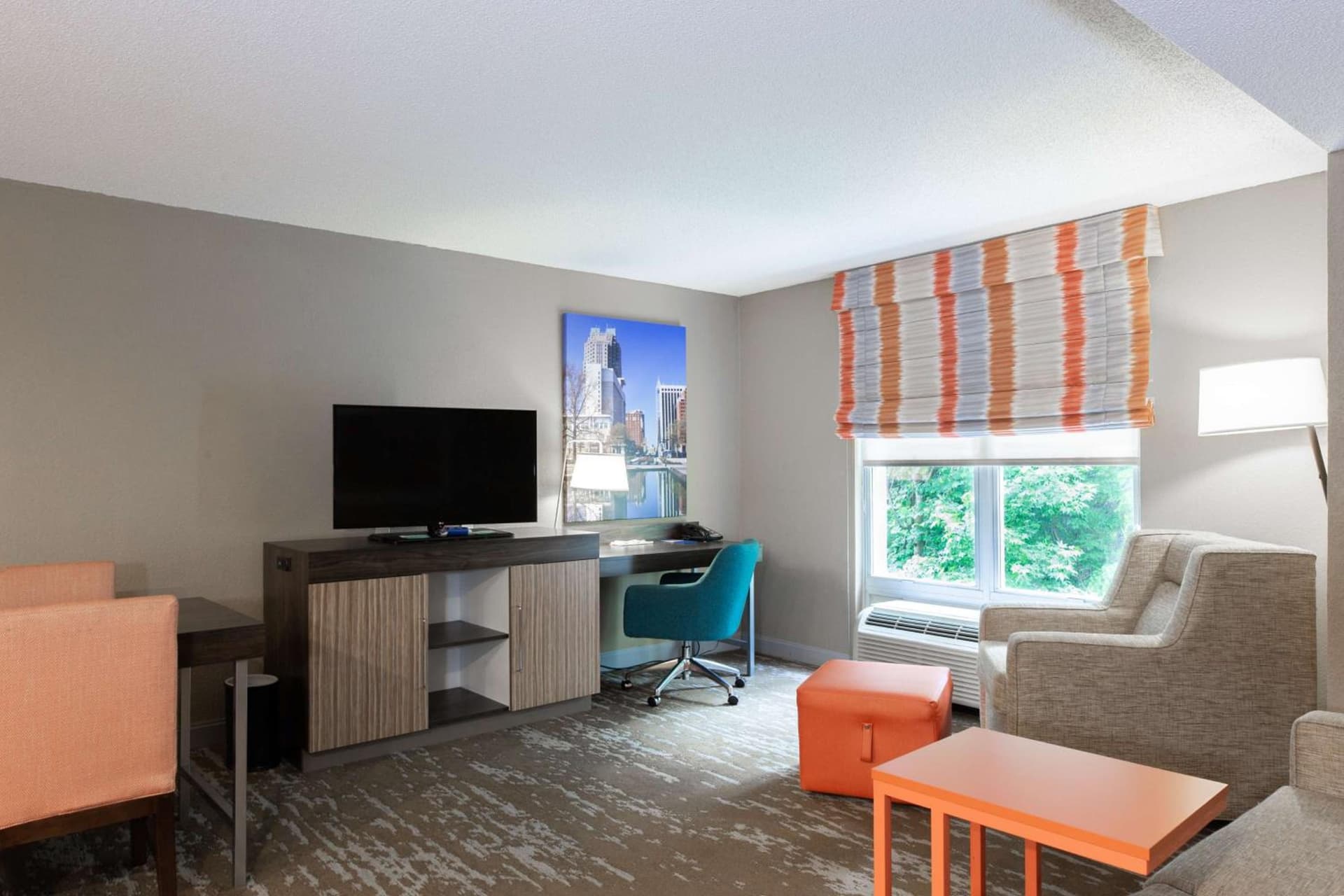 Hampton Inn & Suites Raleigh Cary Lenovo Center gallery photo in Cary, NC — image 52