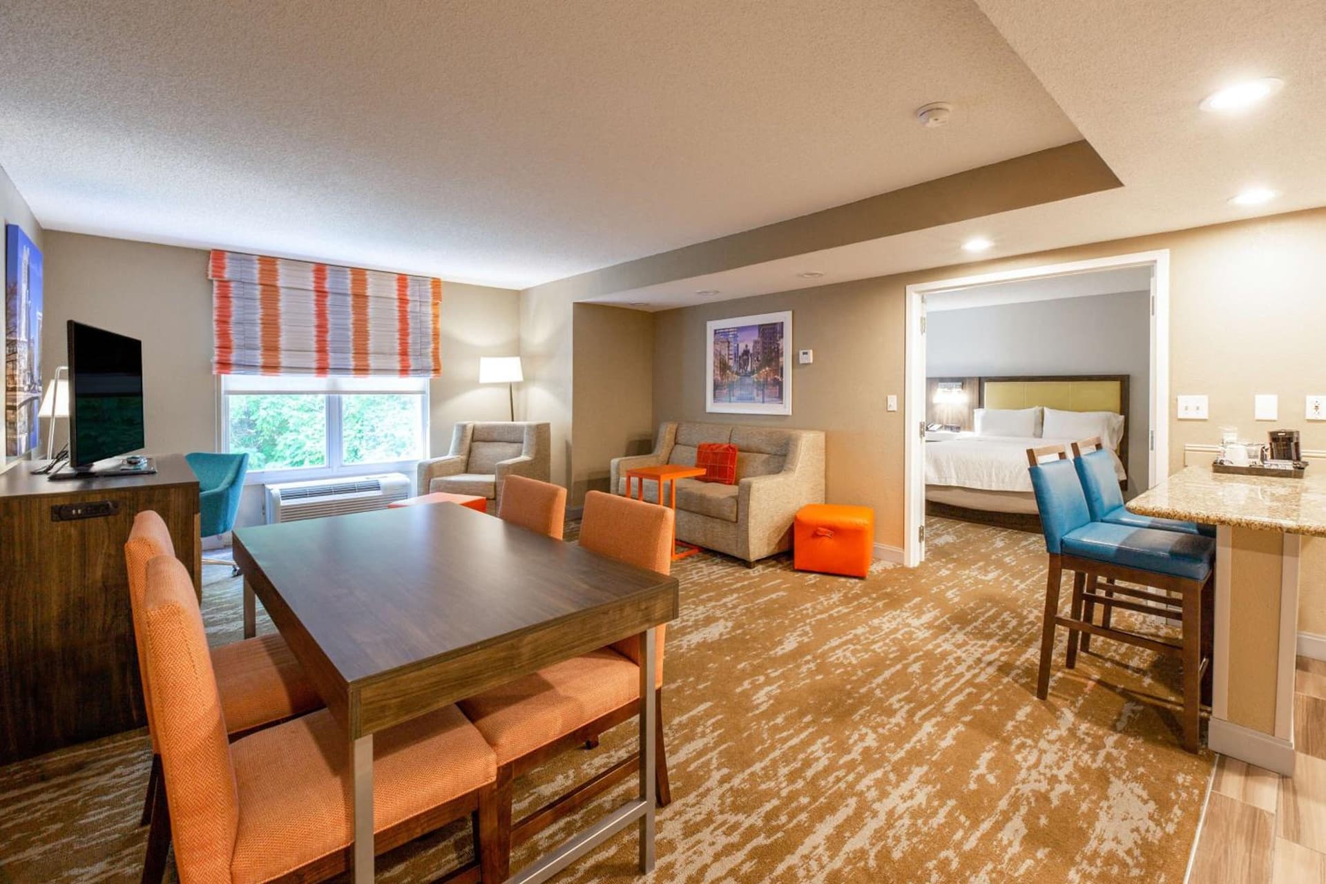 Hampton Inn & Suites Raleigh Cary Lenovo Center gallery photo in Cary, NC — image 59