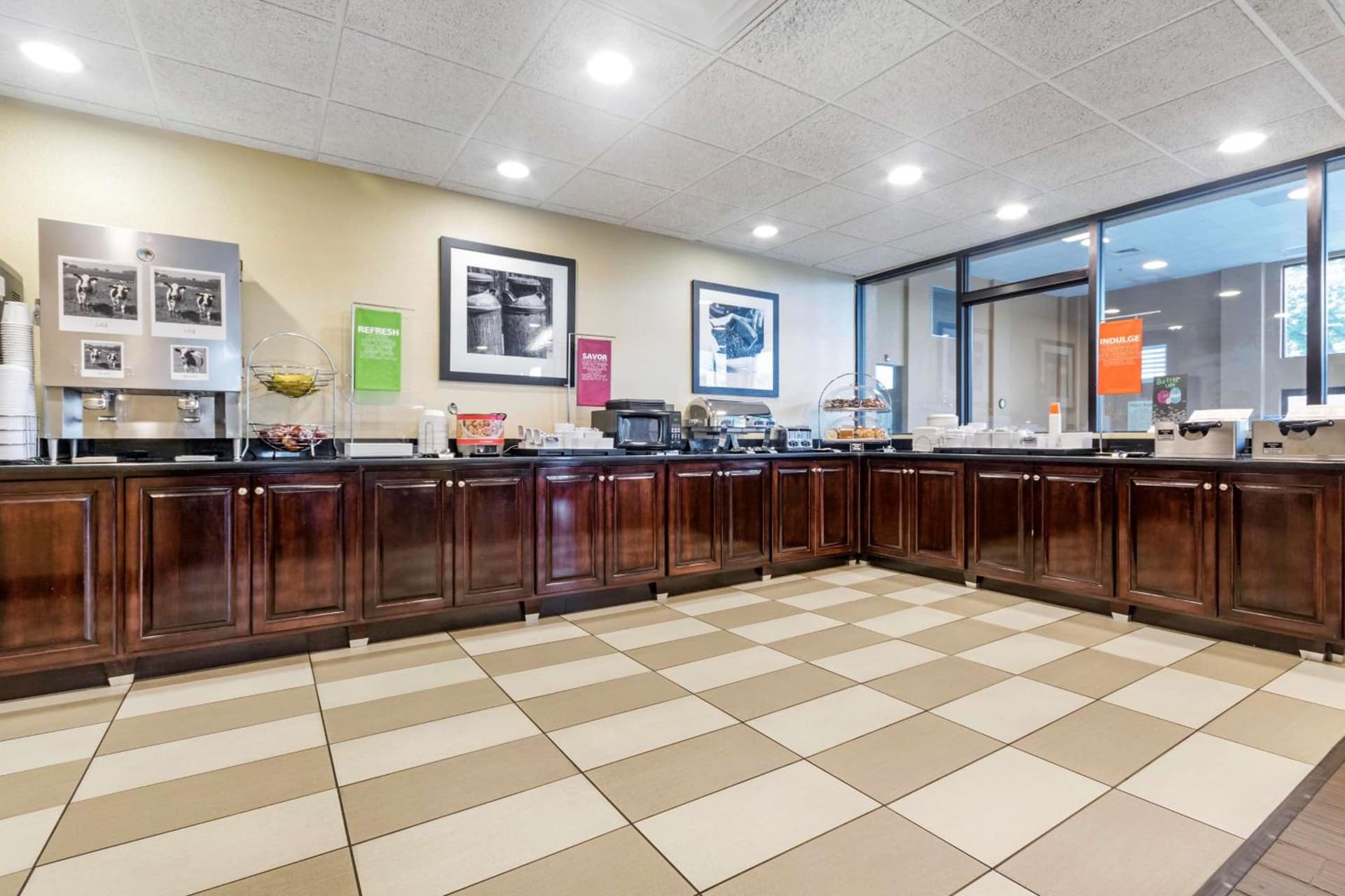 Hampton Inn Richmond KY interior in Richmond, KY — gallery photo 2