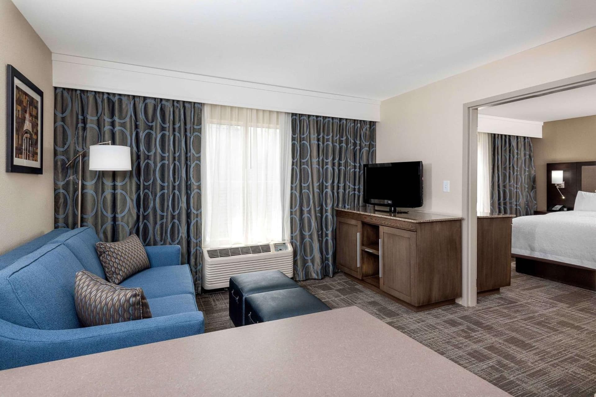 Hampton Inn & Suites Chapel Hill/Durham gallery photo in Chapel Hill, NC — image 25