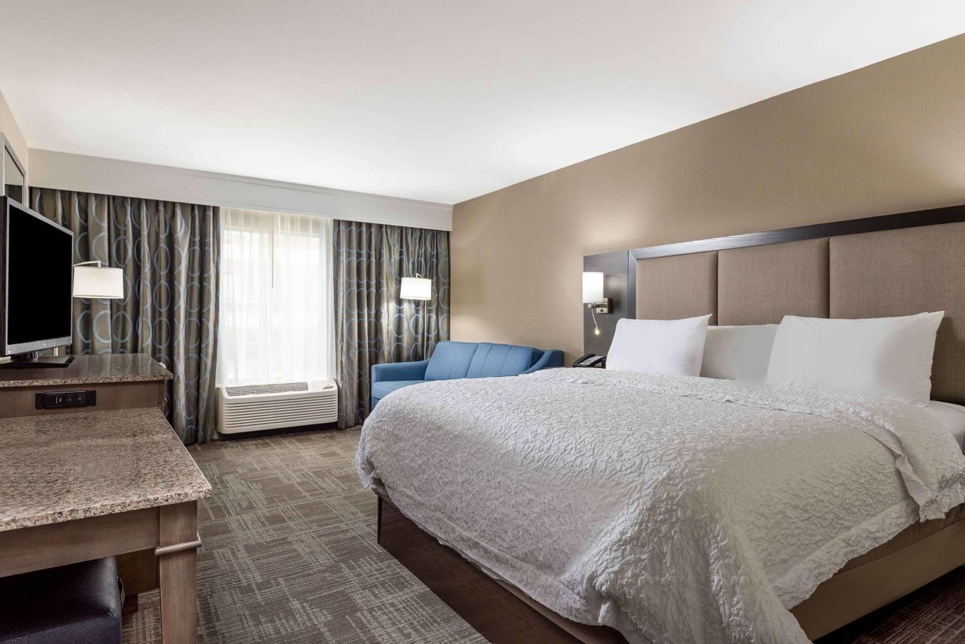 Hampton Inn & Suites Chapel Hill/Durham gallery photo in Chapel Hill, NC — image 31