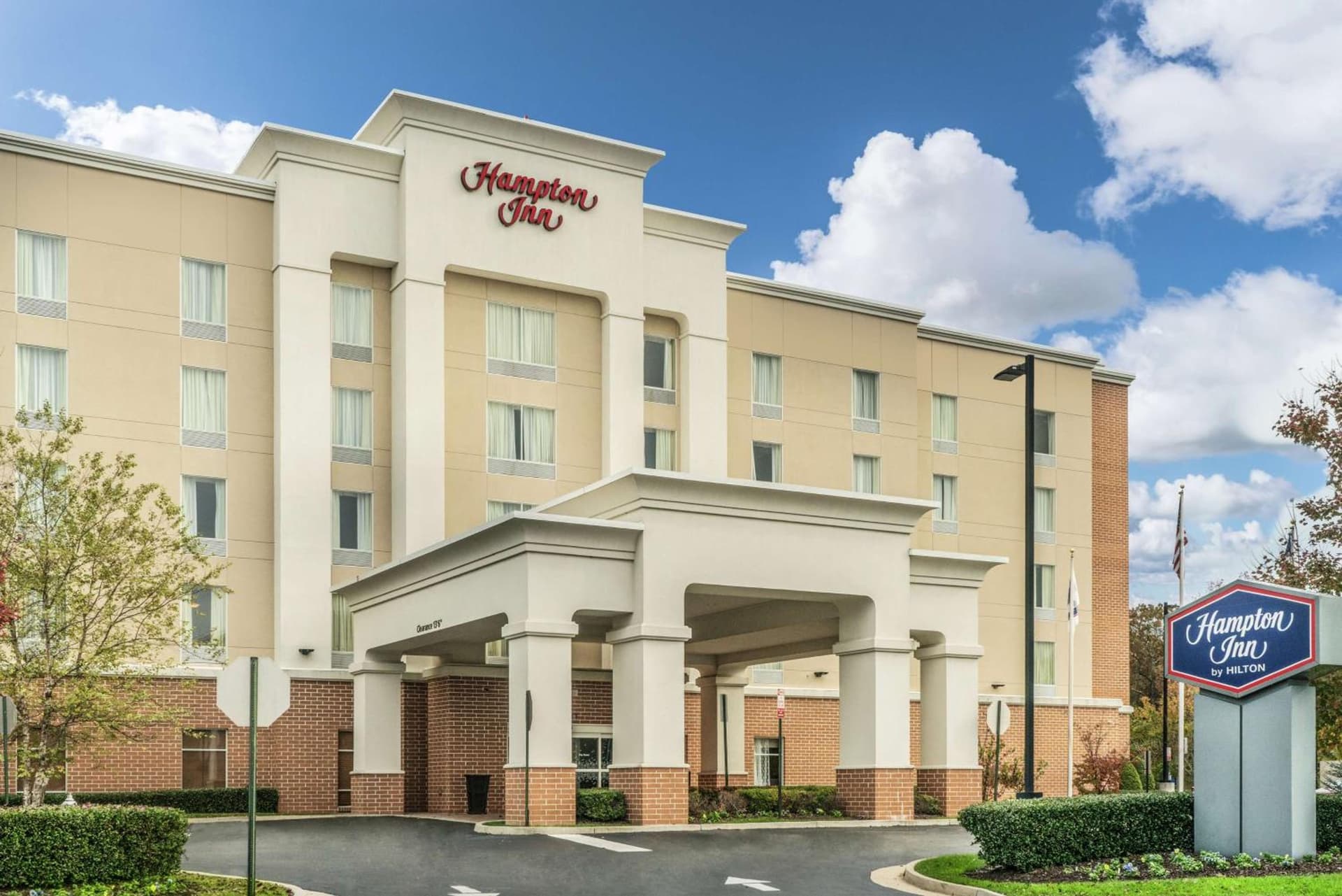 Hampton Inn Richmond - Airport interior in Sandston, VA — gallery photo 2
