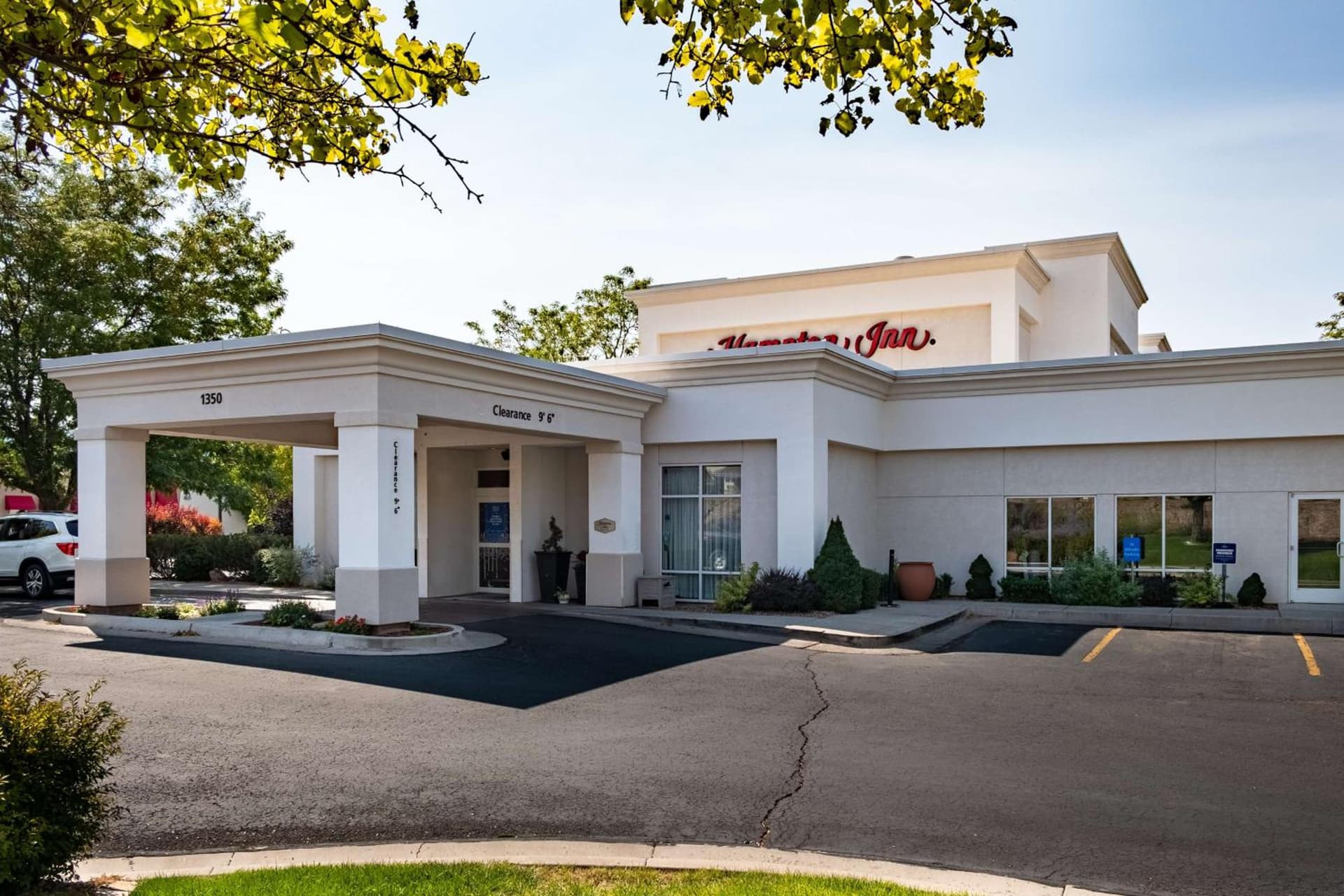 Hampton Inn Richfield interior in Richfield, UT — gallery photo 2
