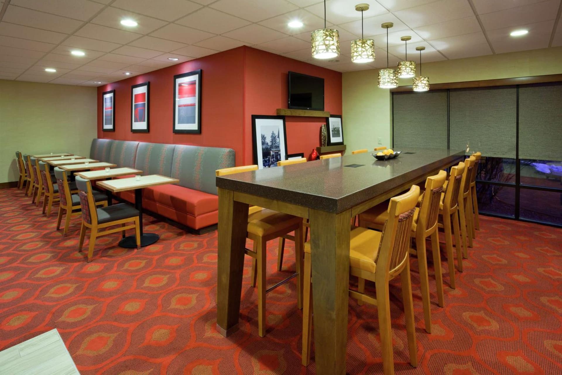 Hampton Inn Rockford gallery photo in Rockford, IL — image 15