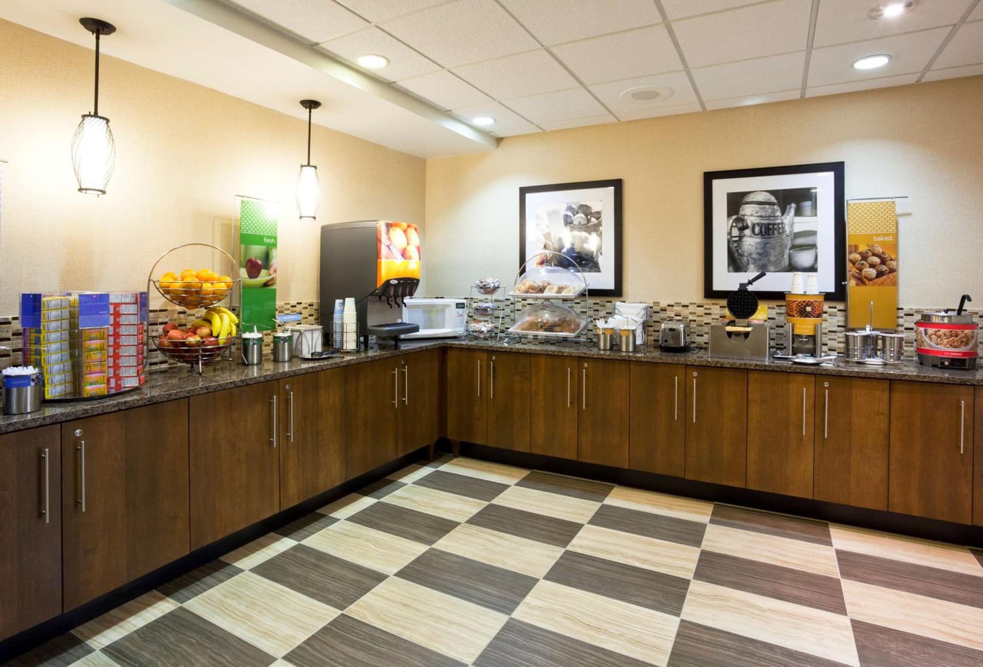 Hampton Inn Rockford gallery photo in Rockford, IL — image 4