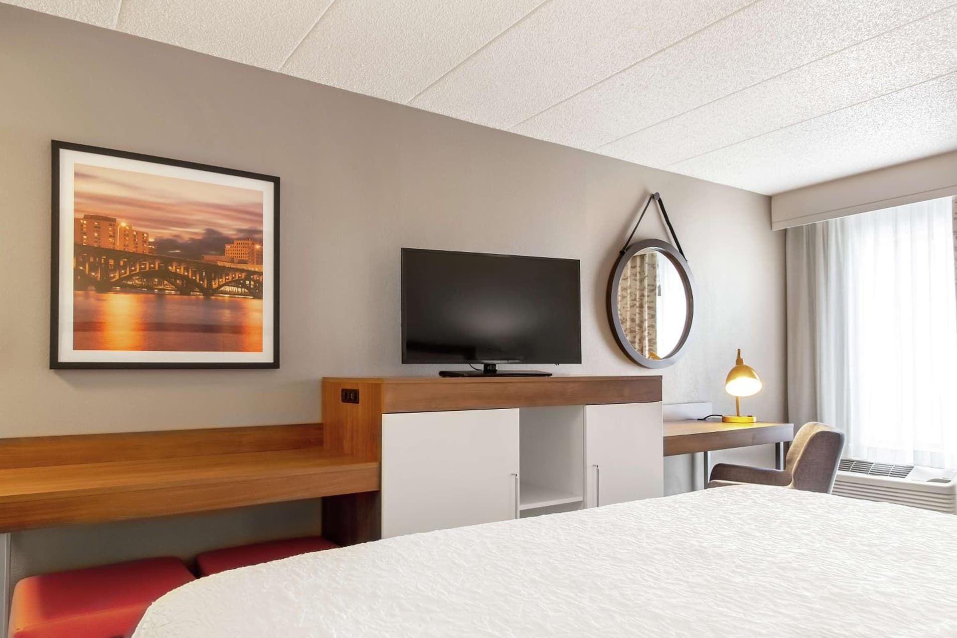 Hampton Inn Rockford gallery photo in Rockford, IL — image 17