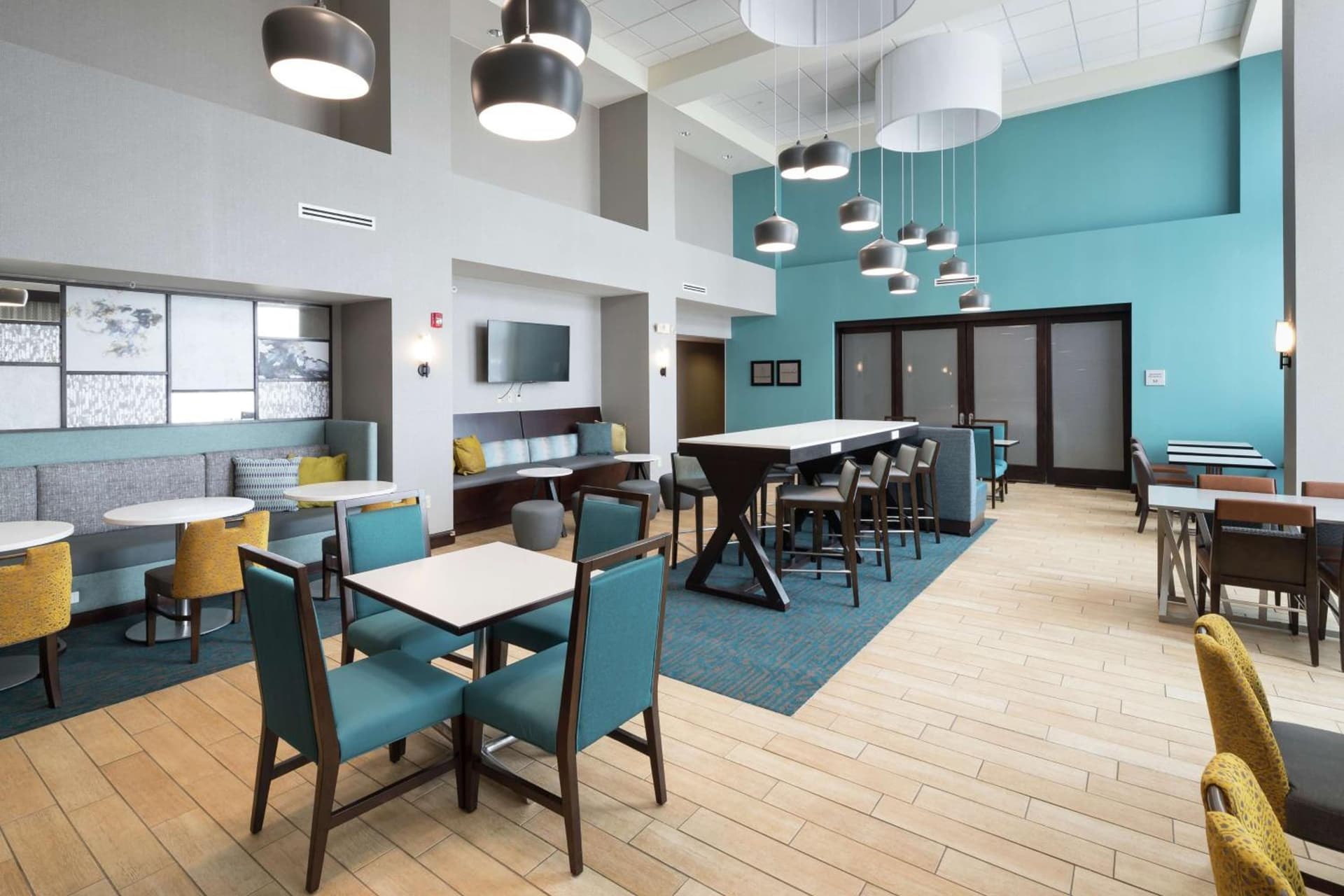 Hampton Inn & Suites Rochester-North gallery photo in Rochester, MN — image 28