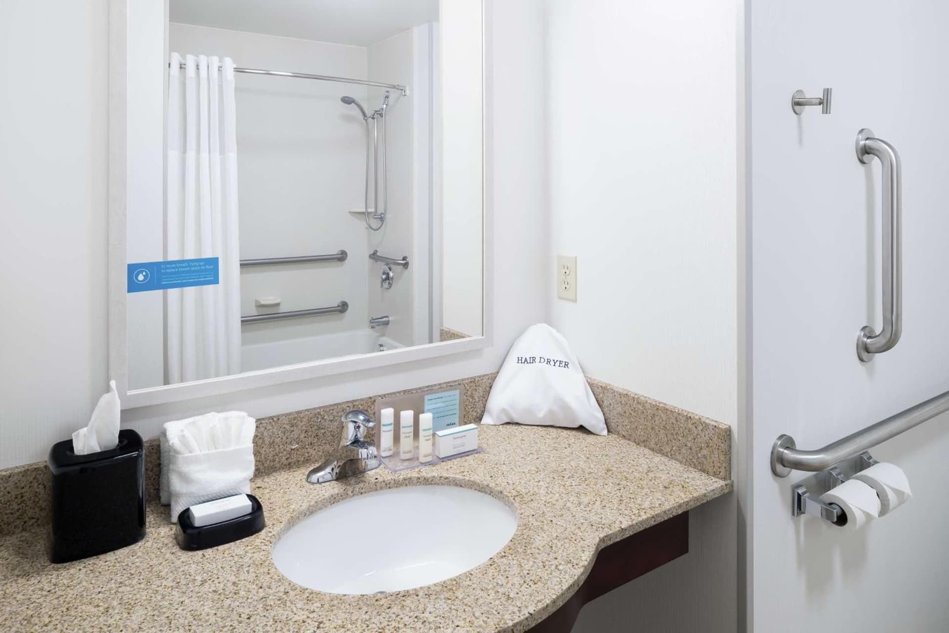Hampton Inn & Suites Rochester-North gallery photo in Rochester, MN — image 4