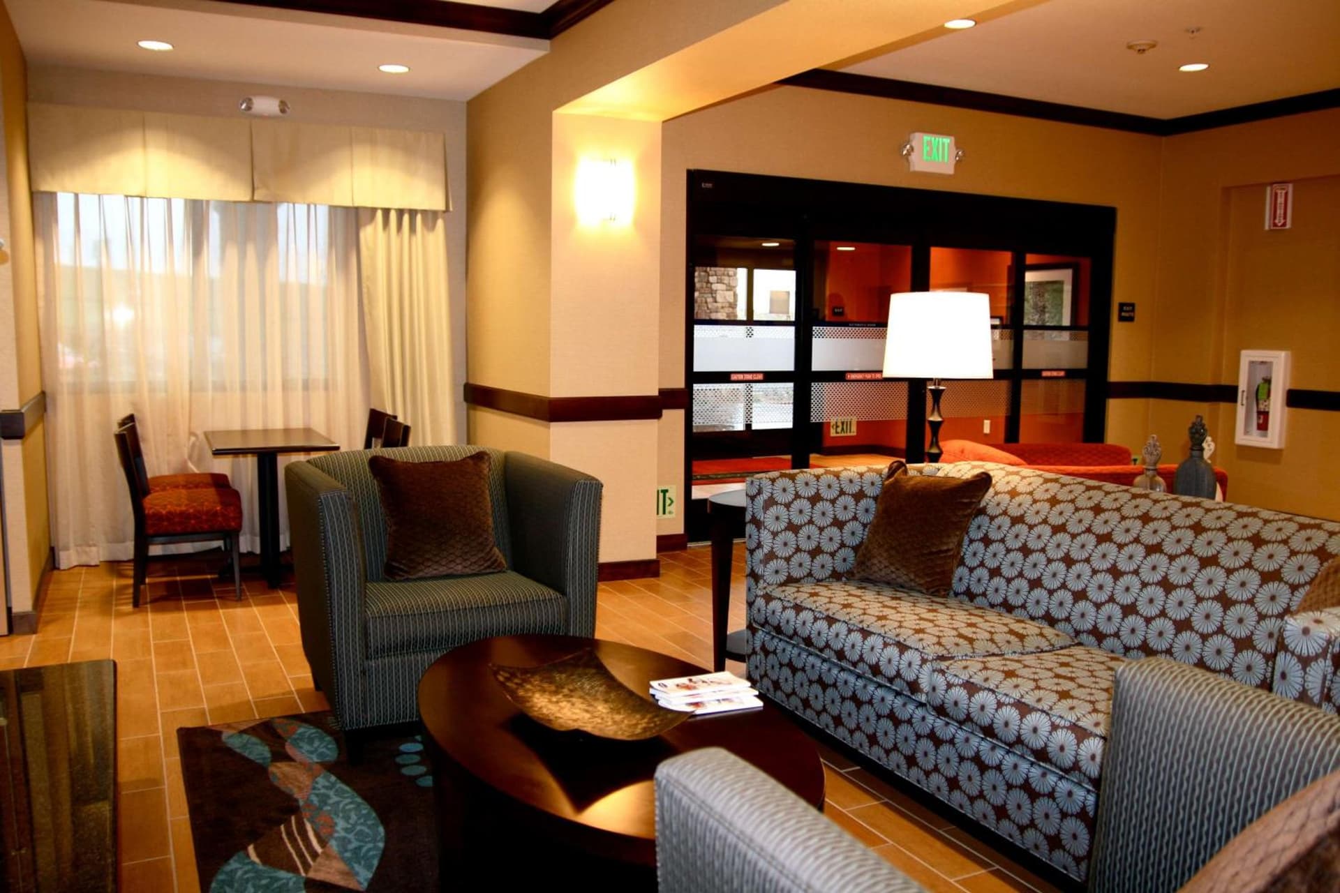 Hampton Inn & Suites Folsom gallery photo in Folsom, CA — image 57