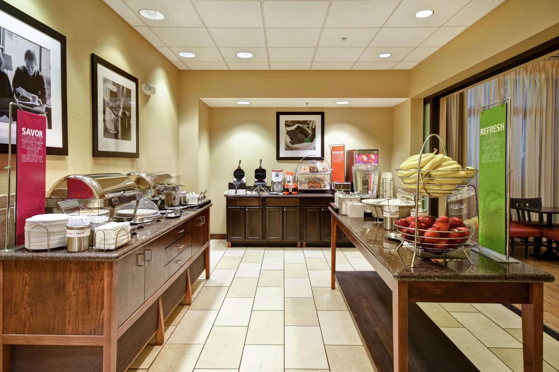 Hampton Inn & Suites Folsom property views in Folsom, CA — gallery photo 3
