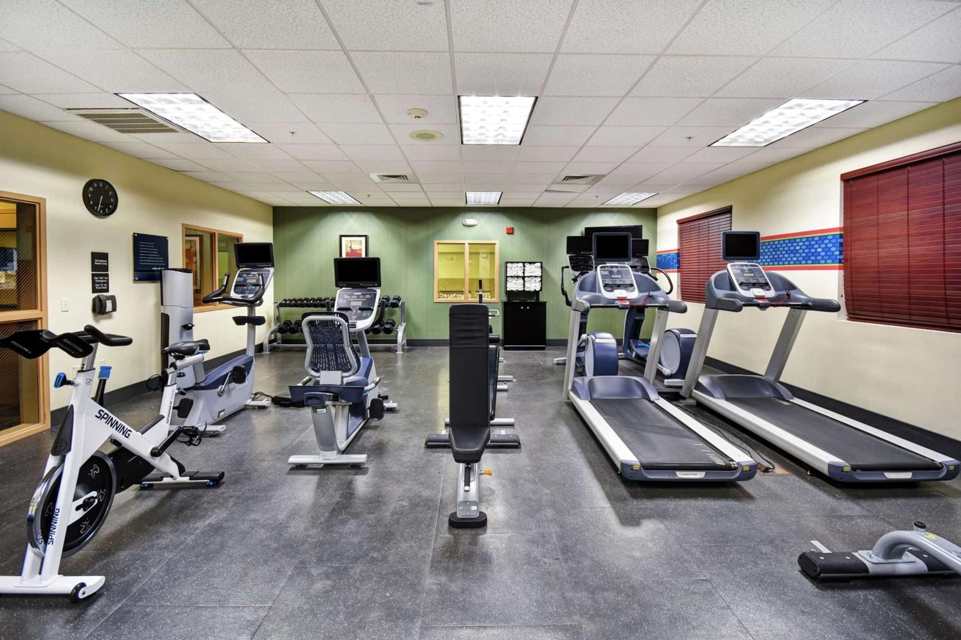 Hampton Inn & Suites Folsom gallery photo in Folsom, CA — image 8