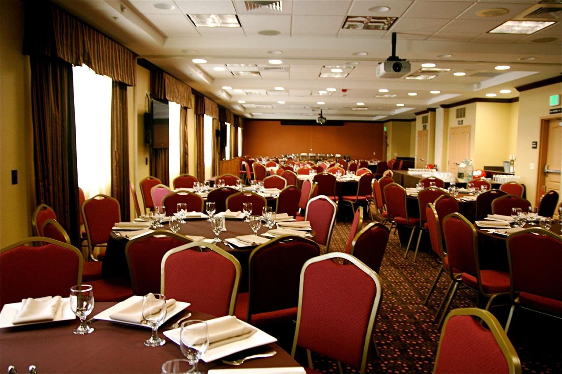 Hampton Inn & Suites Folsom gallery photo in Folsom, CA — image 6
