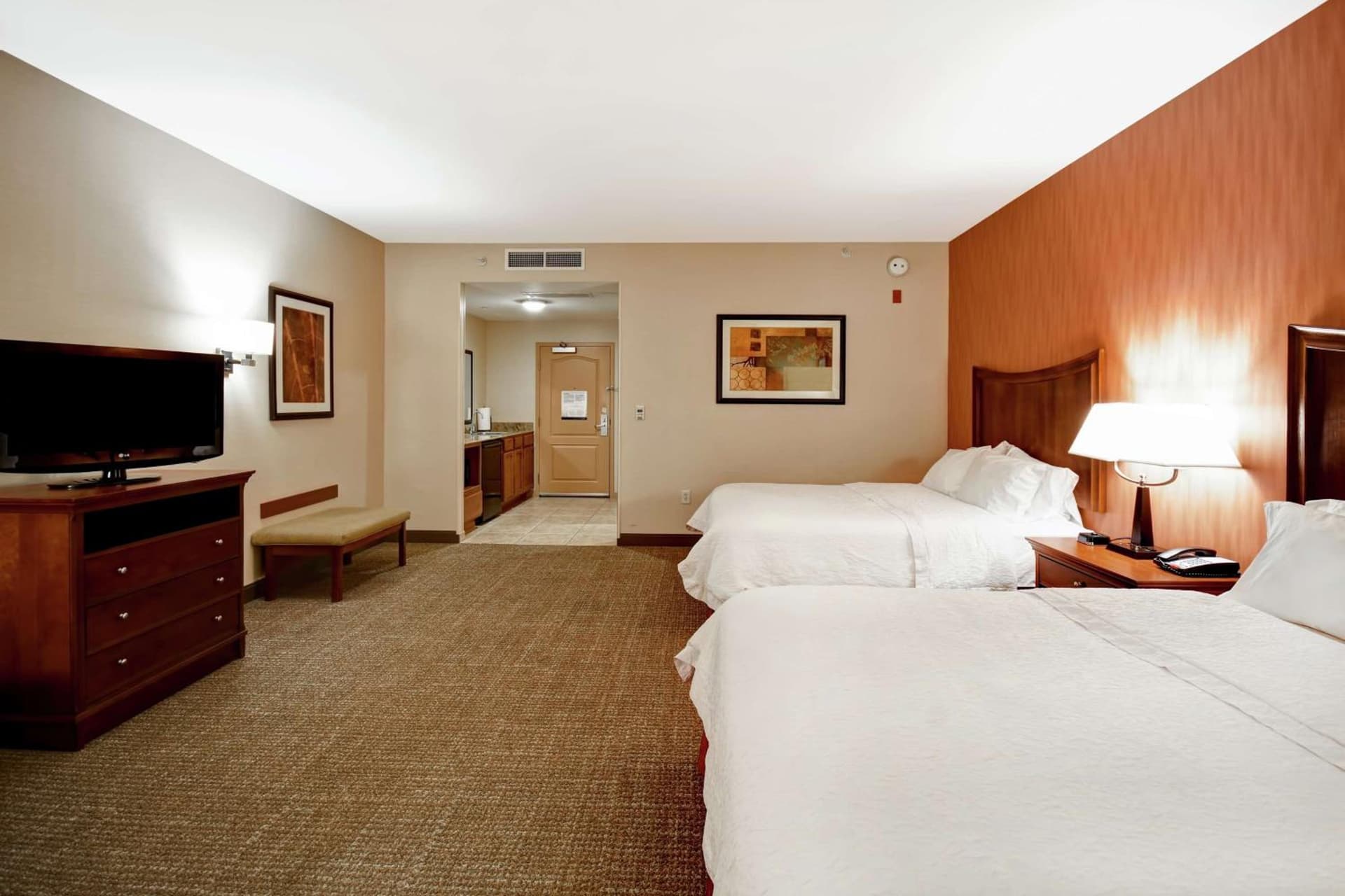 Hampton Inn & Suites Folsom gallery photo in Folsom, CA — image 17