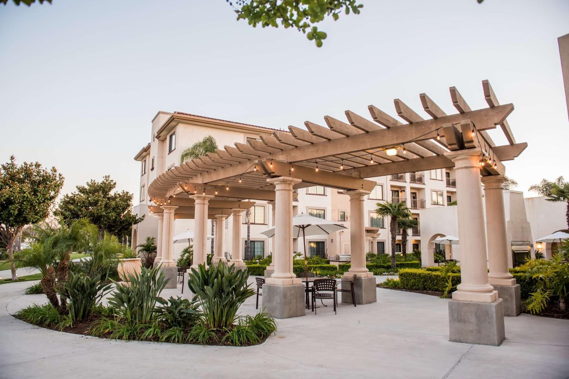 Homewood Suites by Hilton San Diego Airport-Liberty Station interior in San Diego, CA — gallery photo 2