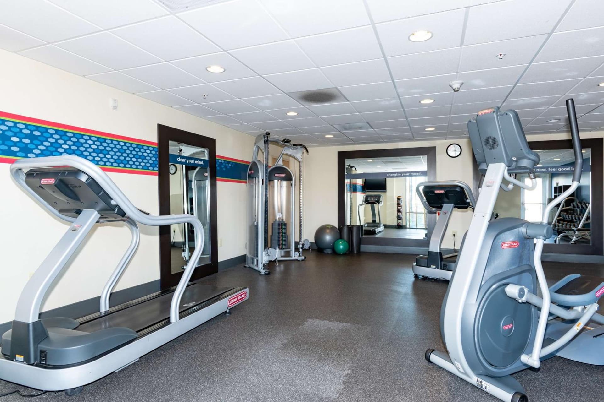 Hampton Inn & Suites Pittsburg gallery photo in Pittsburg, CA — image 33